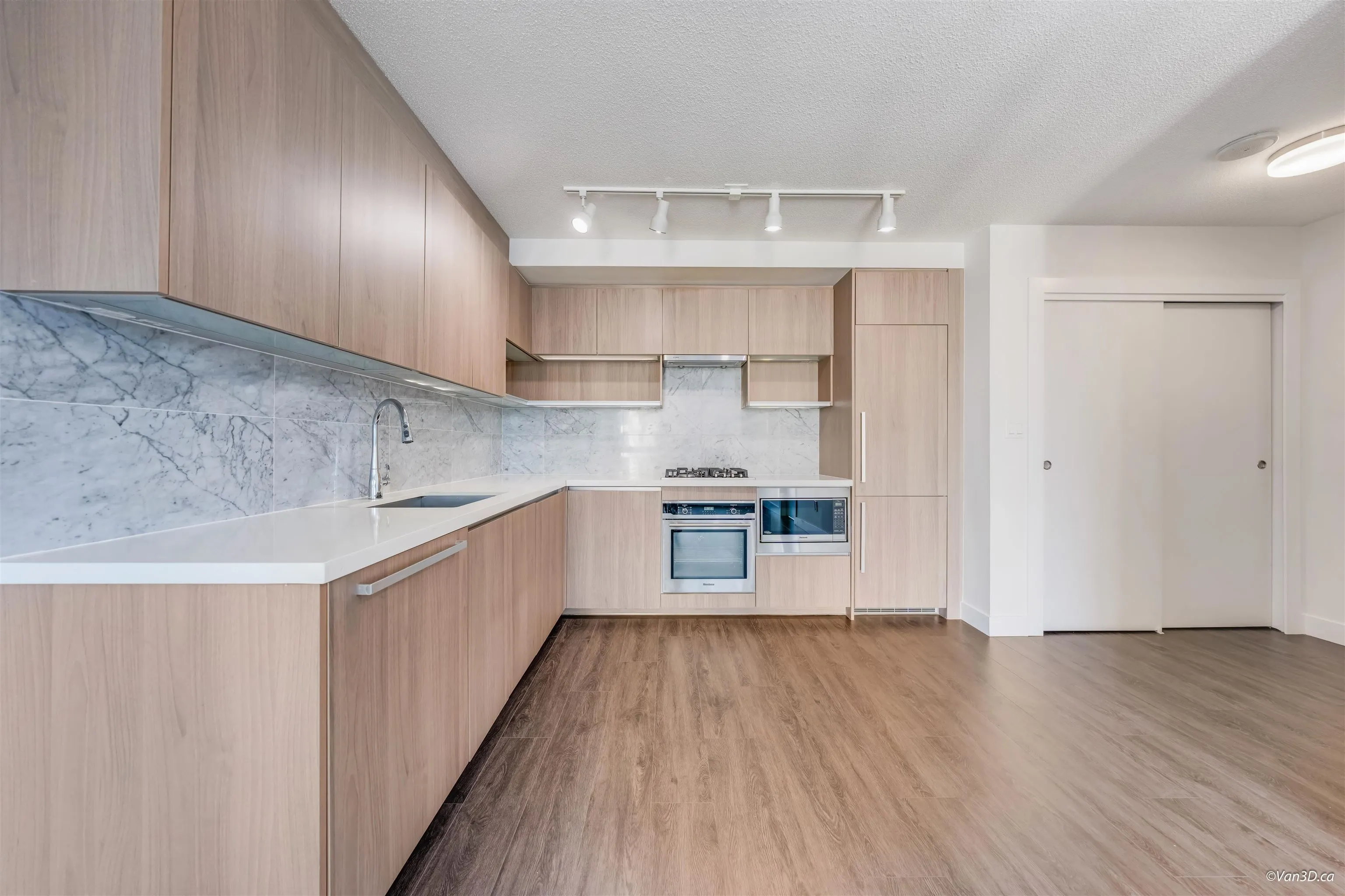 1515 13750 100 Avenue