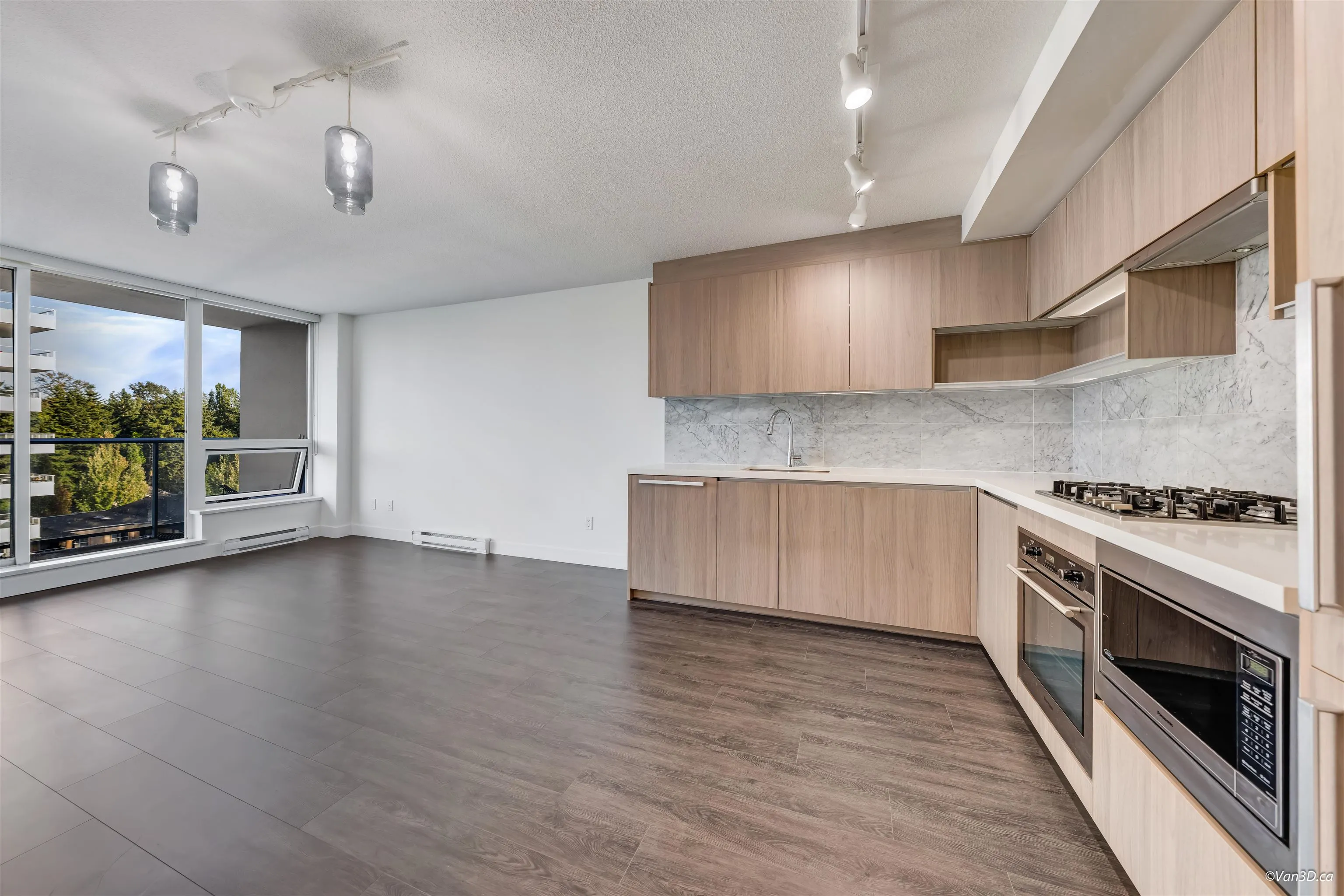 1515 13750 100 Avenue