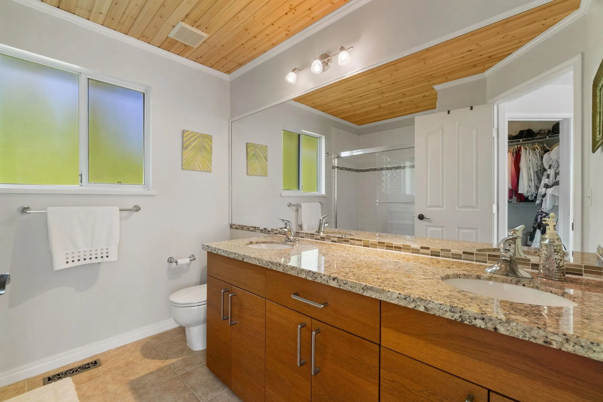 2939 Cliffrose Crescent