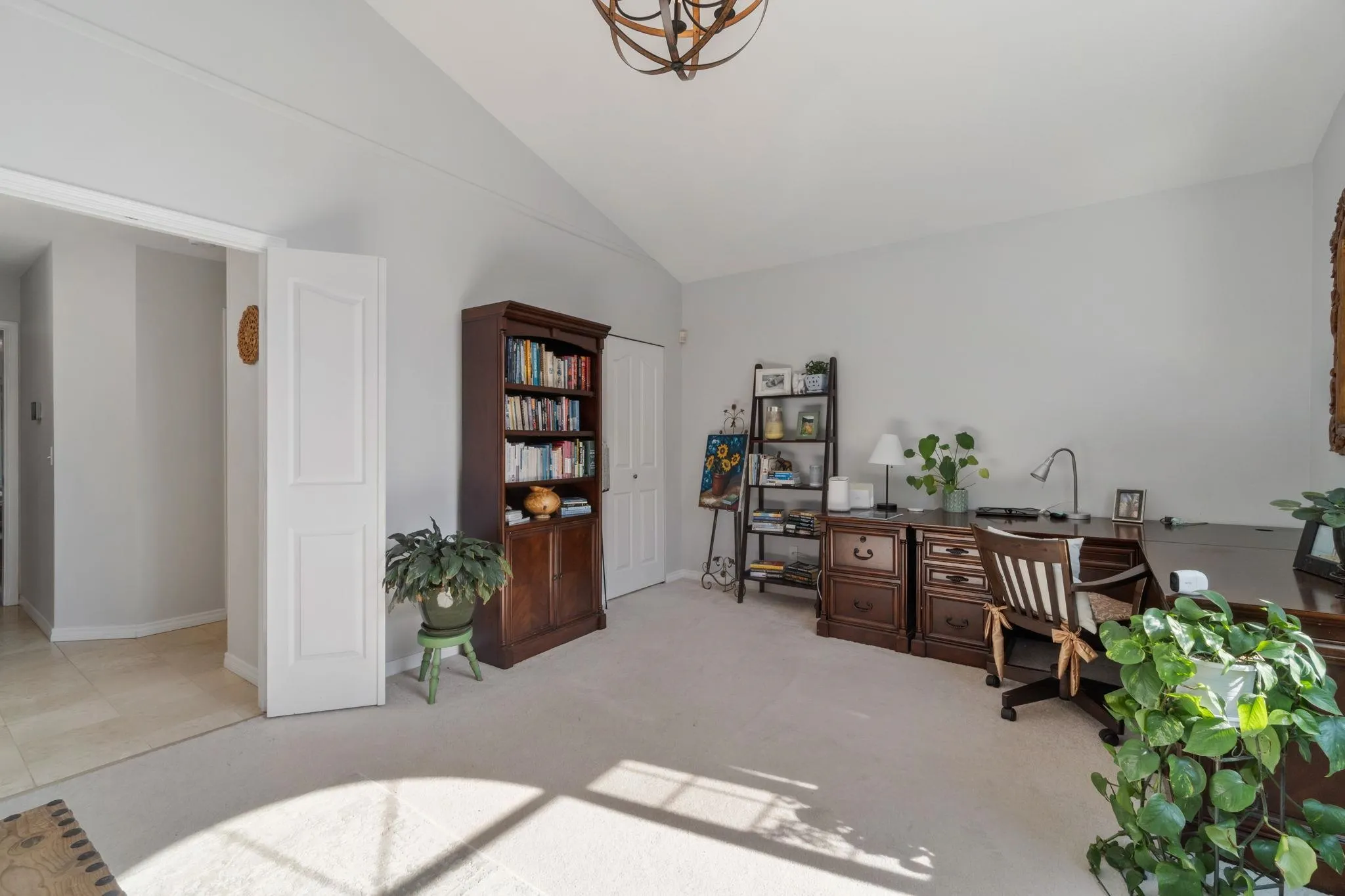 2939 Cliffrose Crescent
