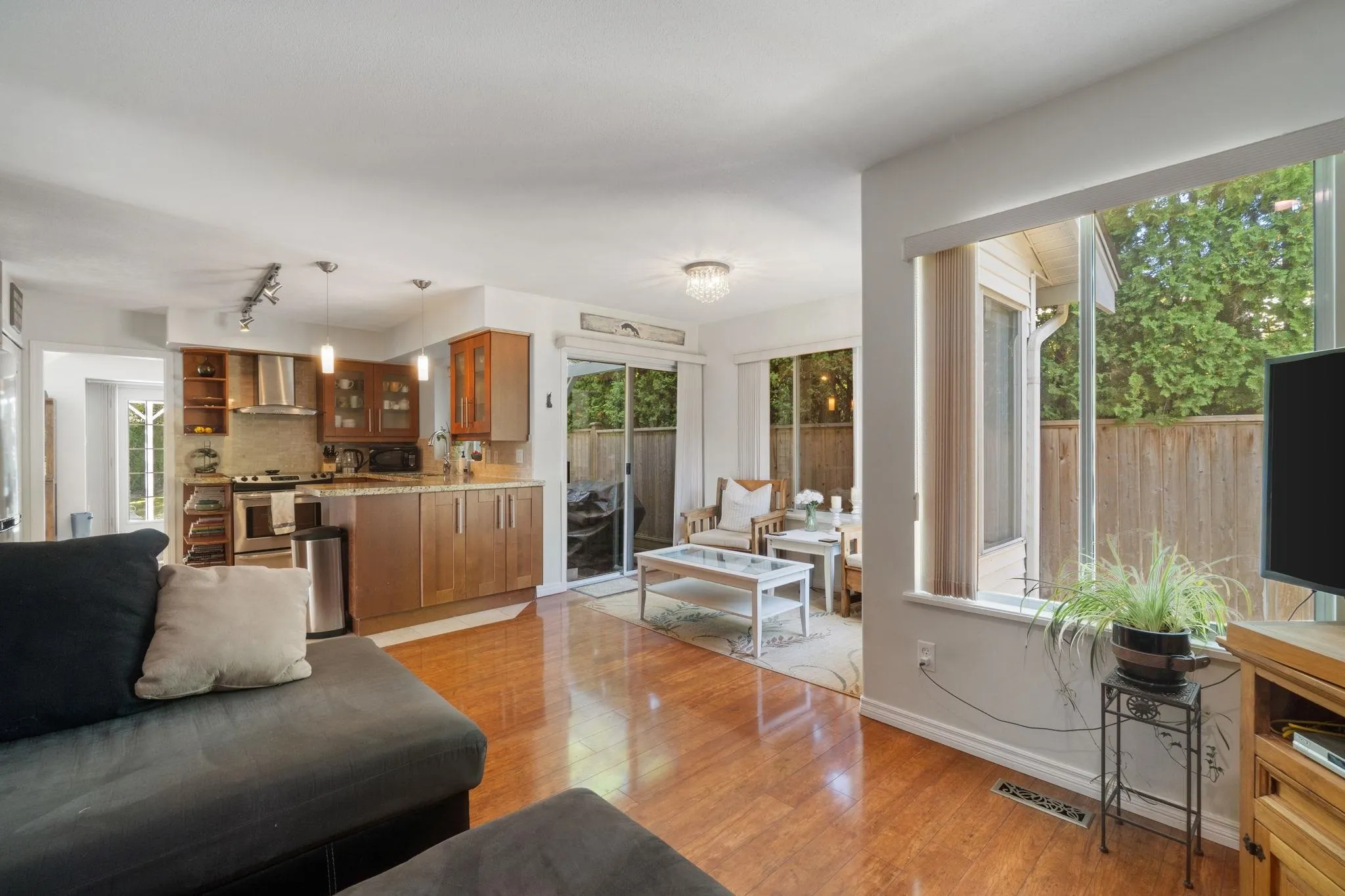 2939 Cliffrose Crescent
