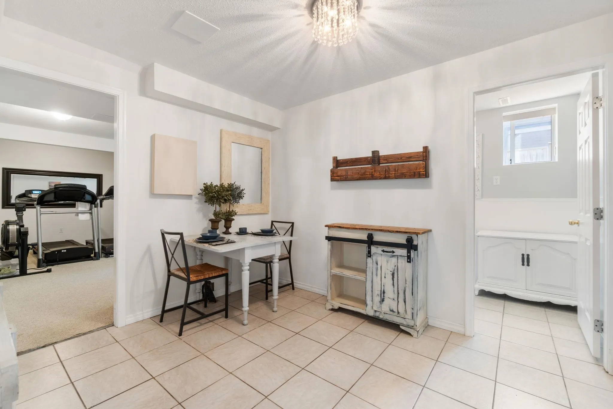 2939 Cliffrose Crescent