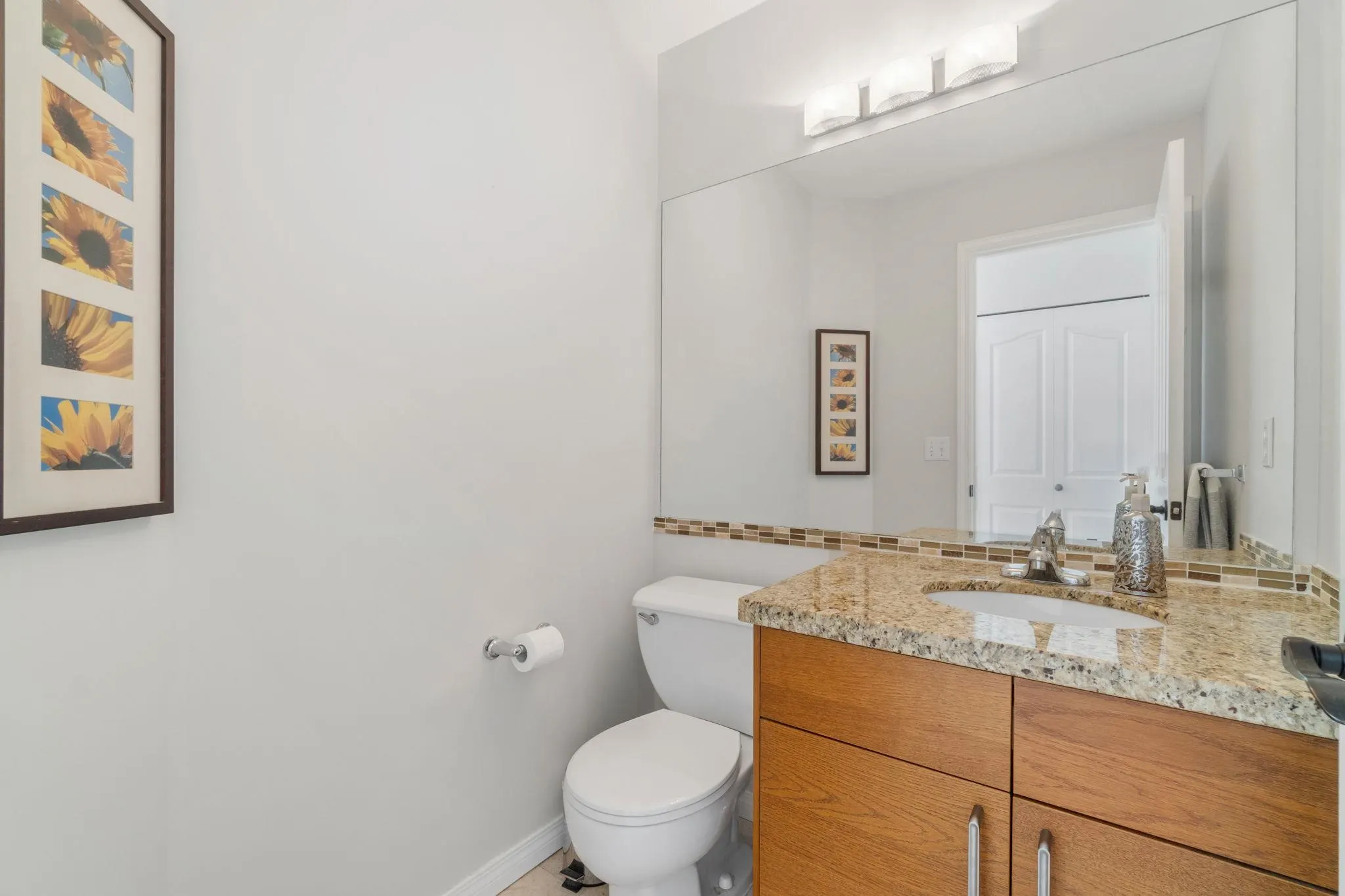 2939 Cliffrose Crescent