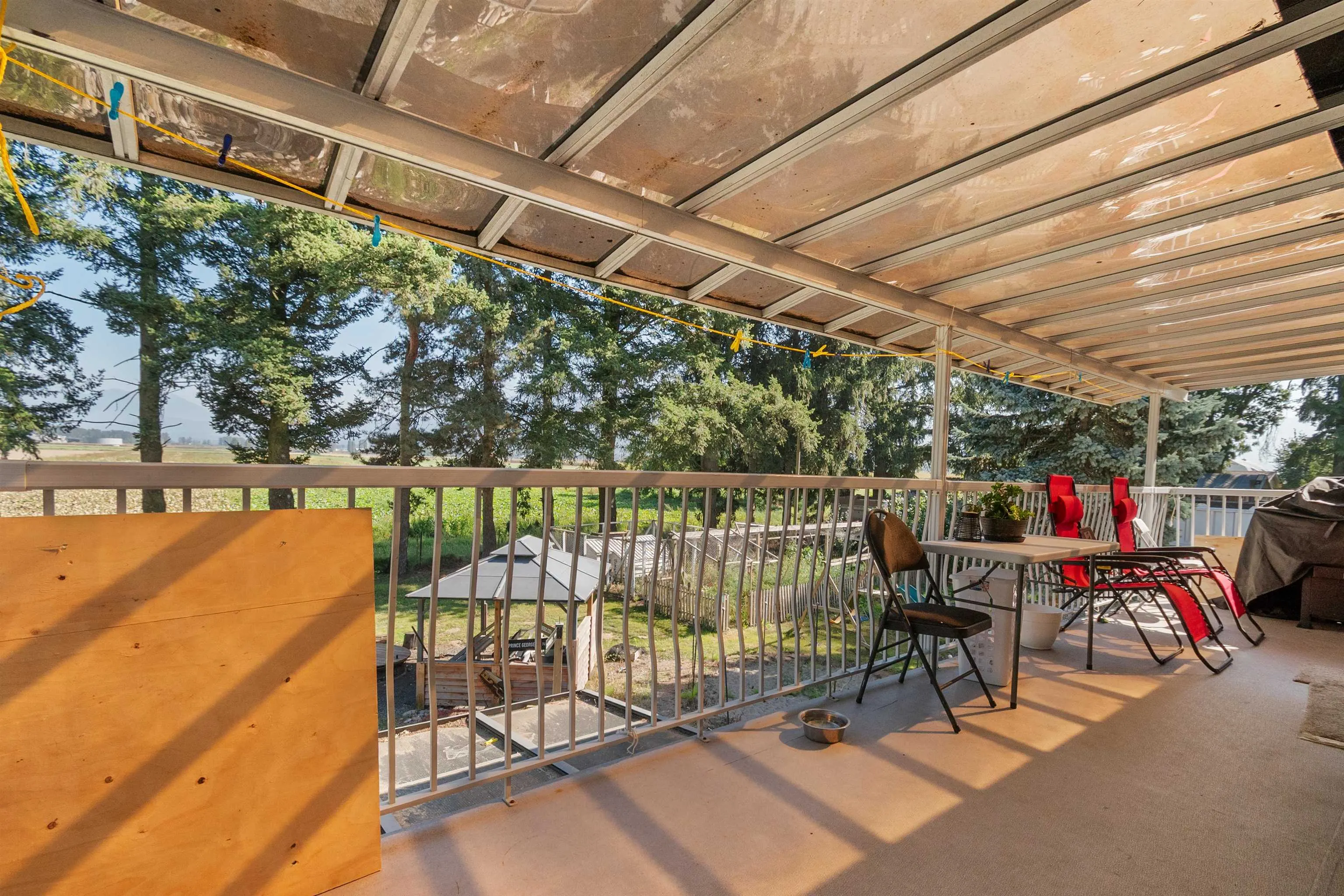 5460 Interprovincial Highway
