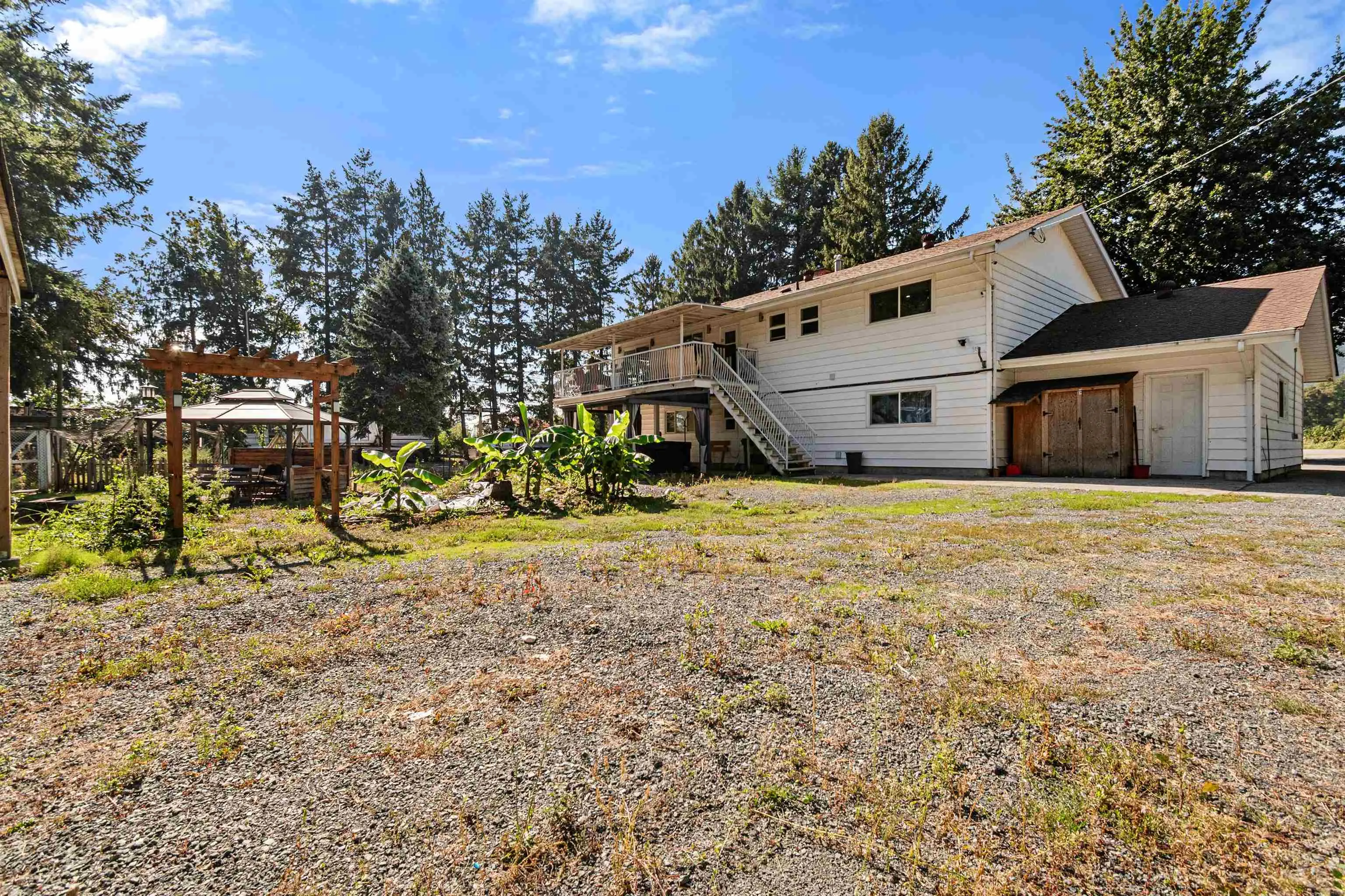 5460 Interprovincial Highway