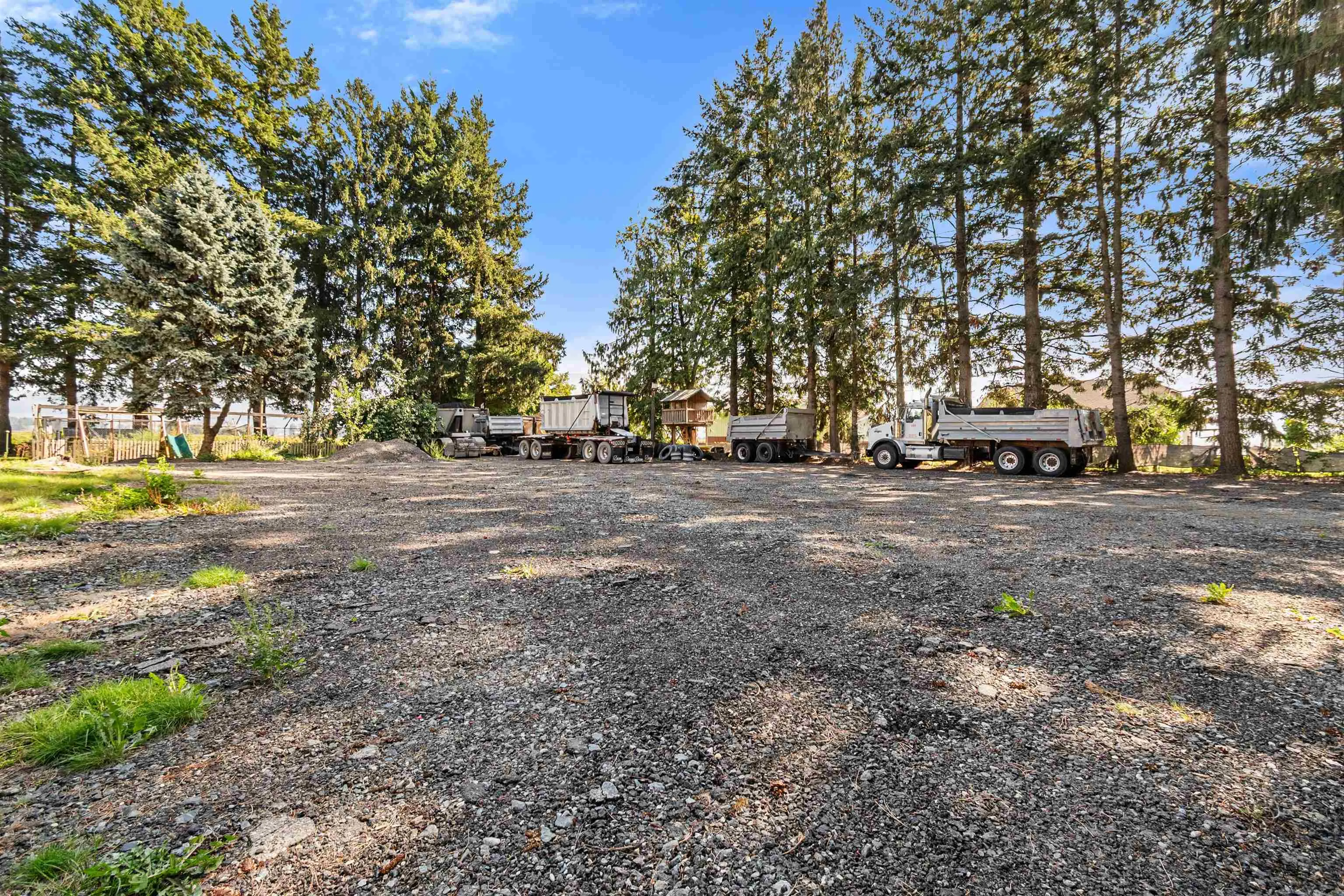 5460 Interprovincial Highway