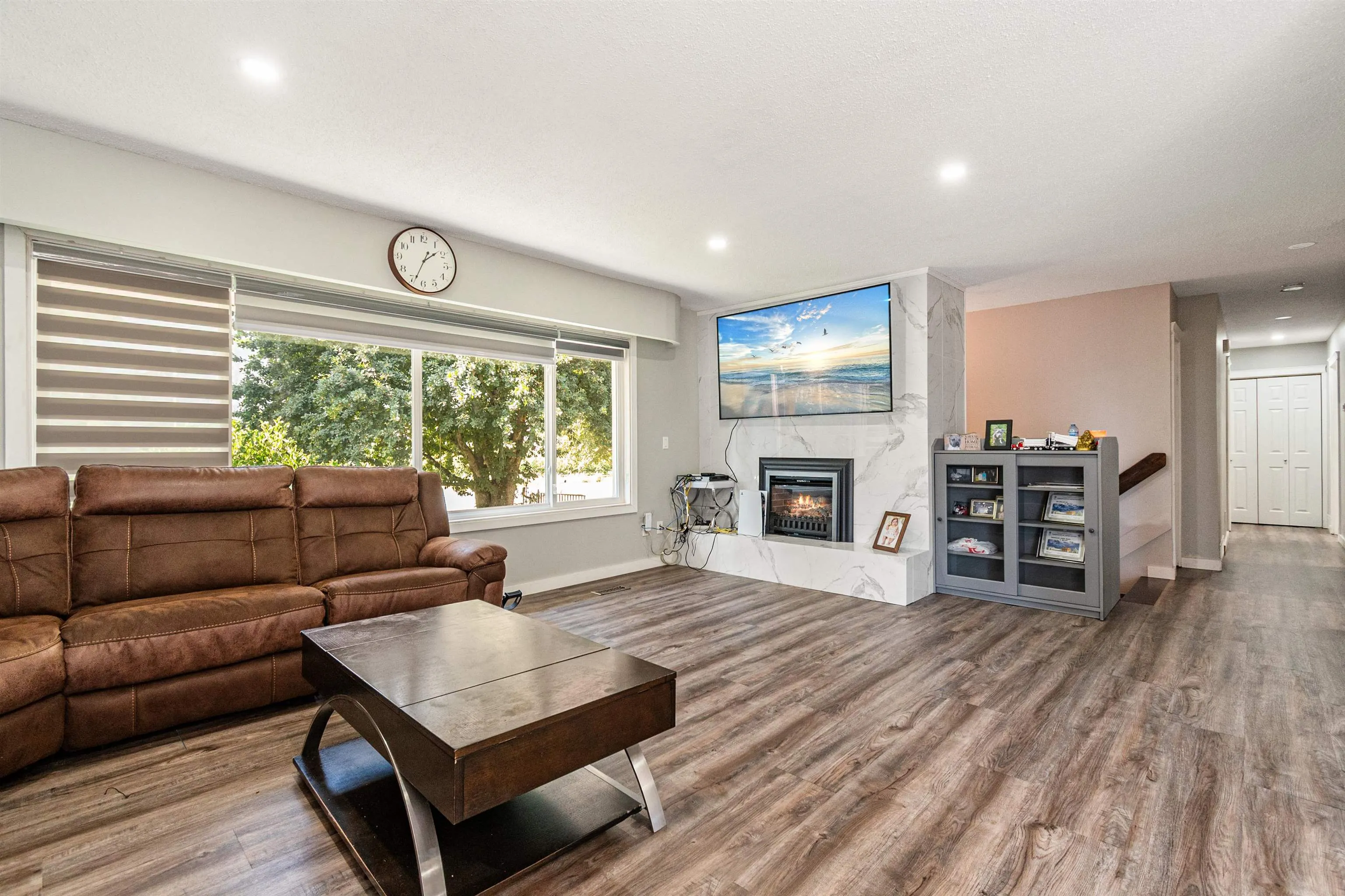 5460 Interprovincial Highway