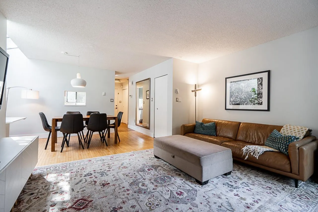 #13 230 W 14th Street