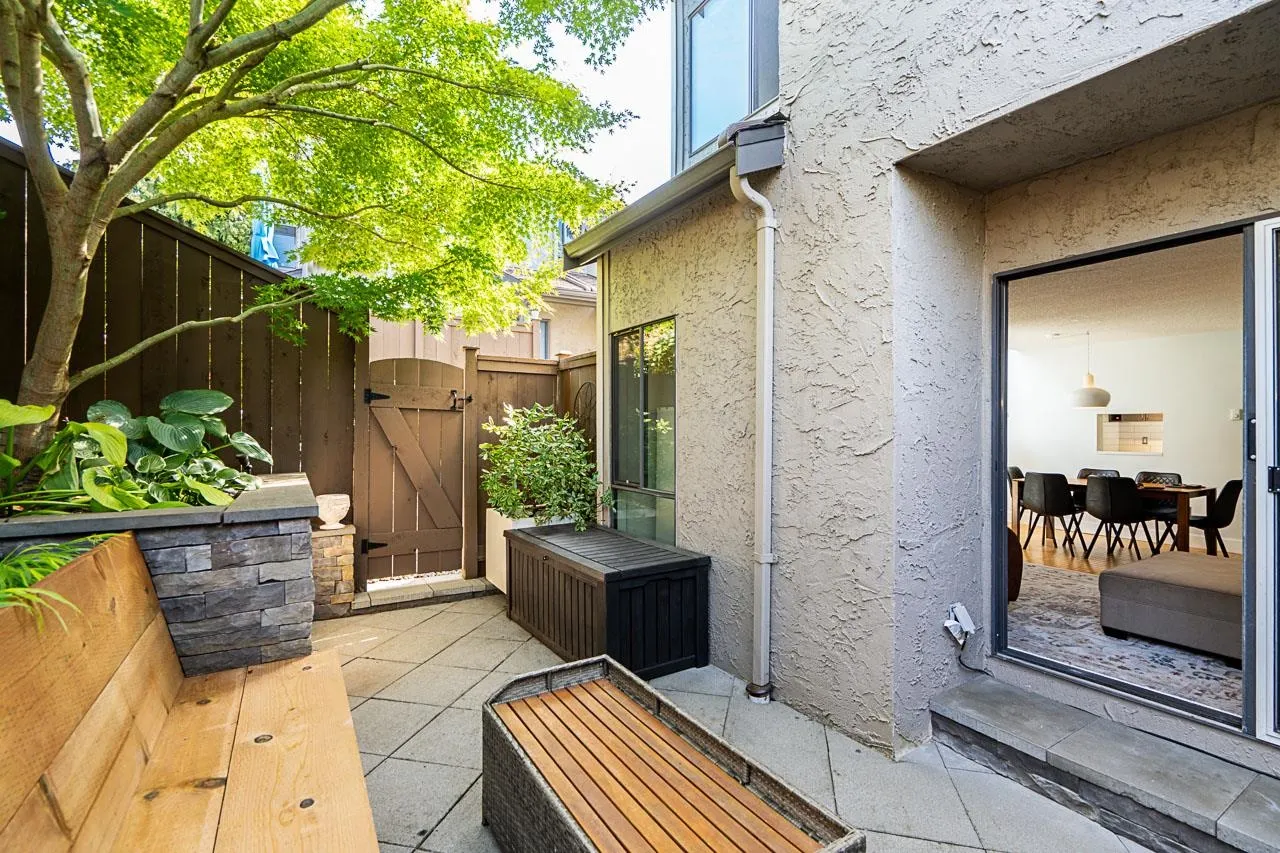 #13 230 W 14th Street