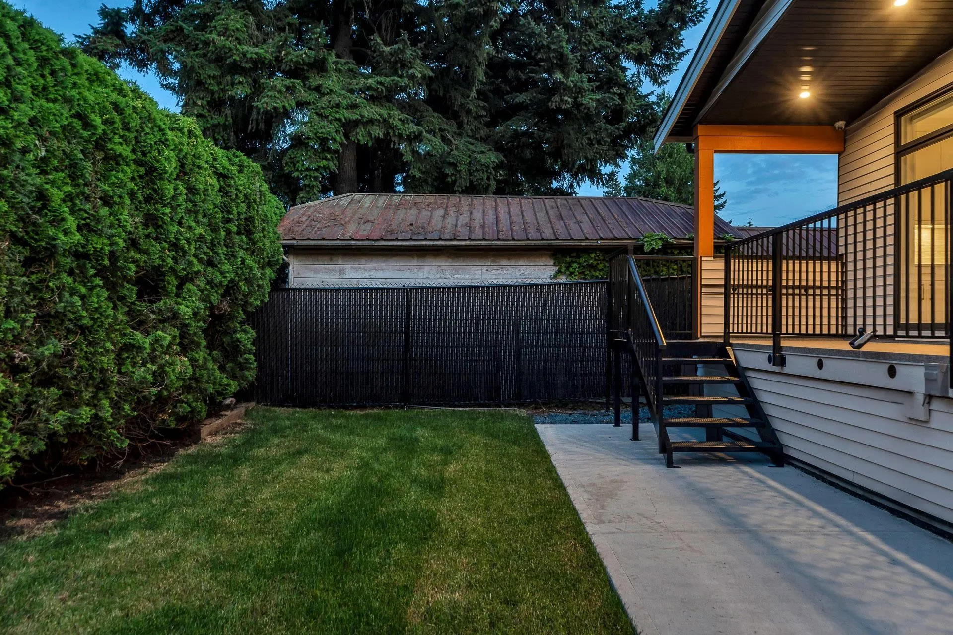 2284 Mouldstade Road