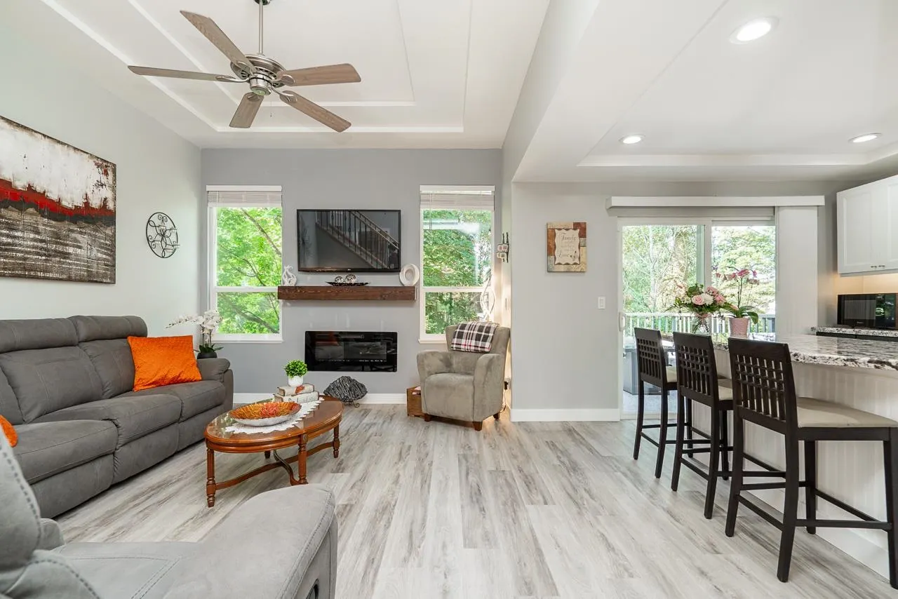 31 23281 Kanaka Way