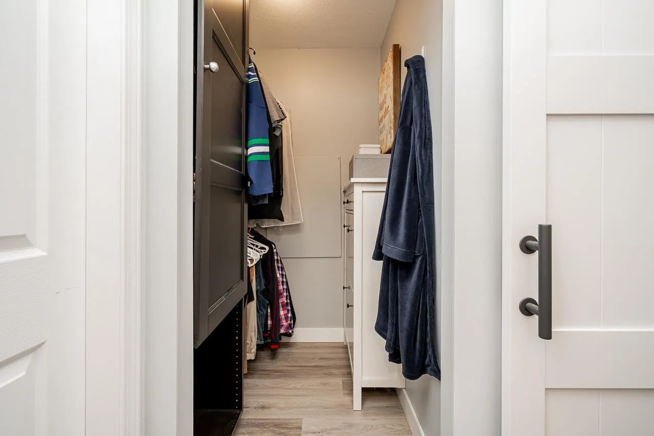 31 23281 Kanaka Way