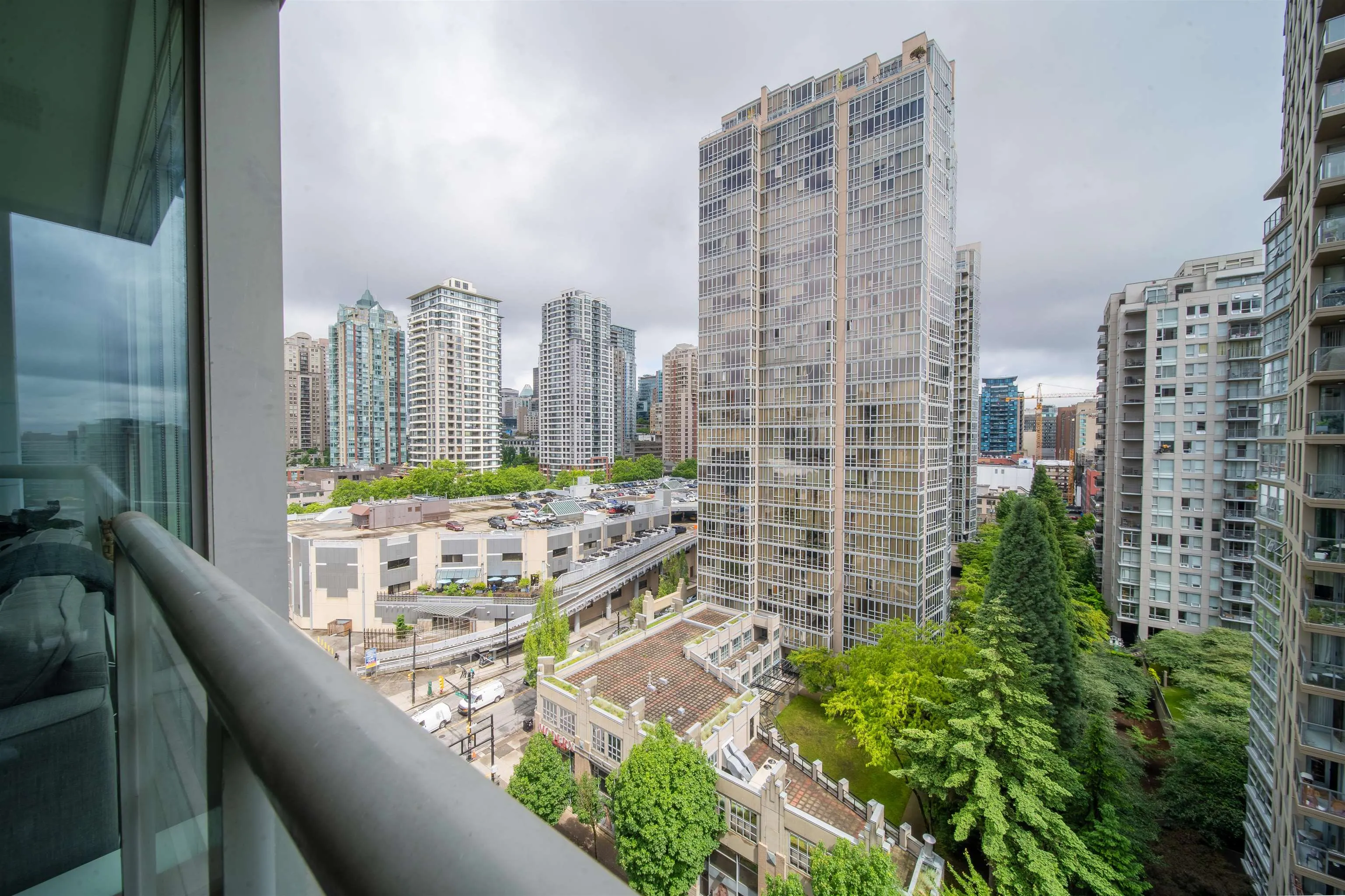 1603 1008 Cambie Street
