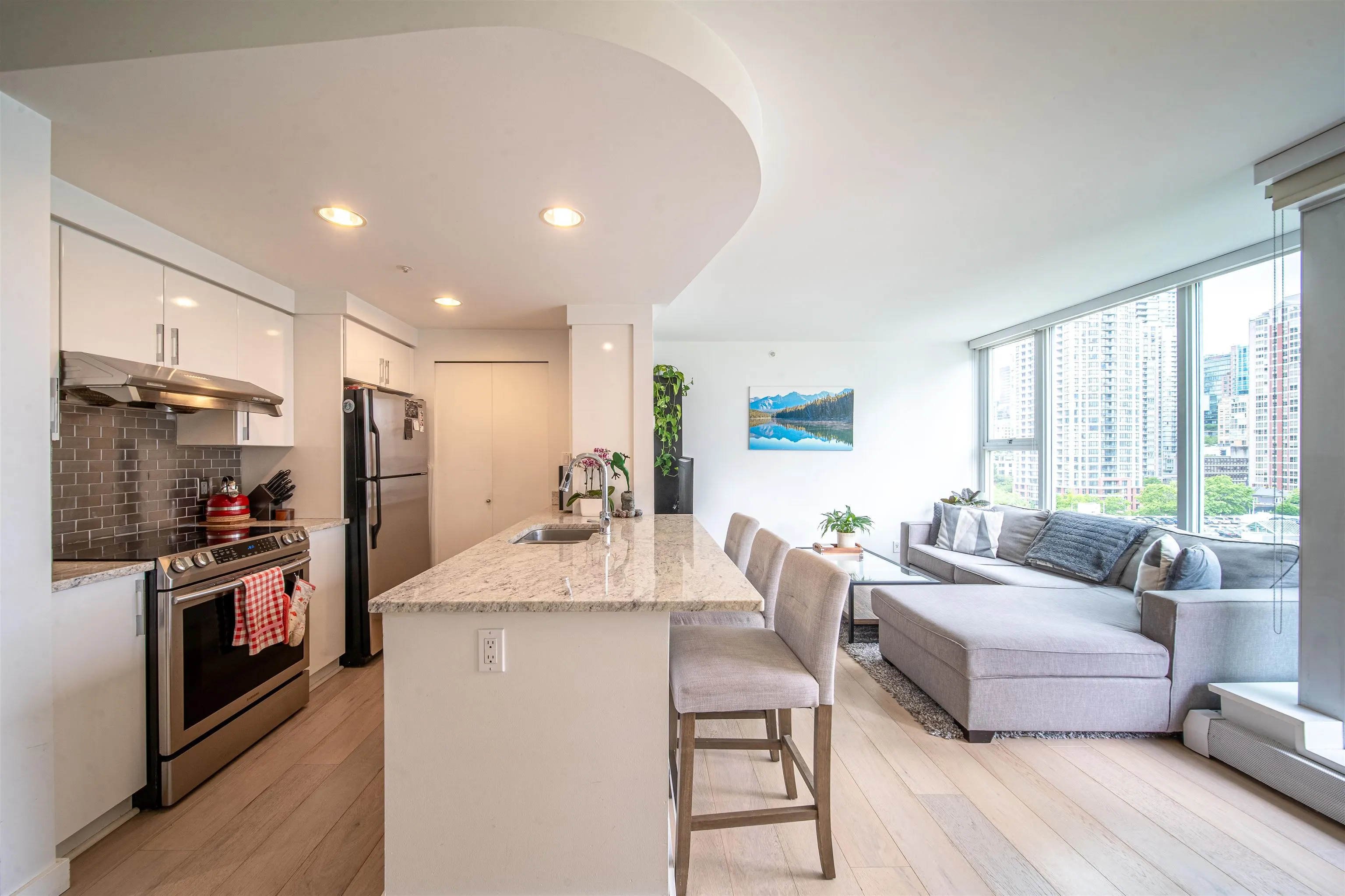 1603 1008 Cambie Street