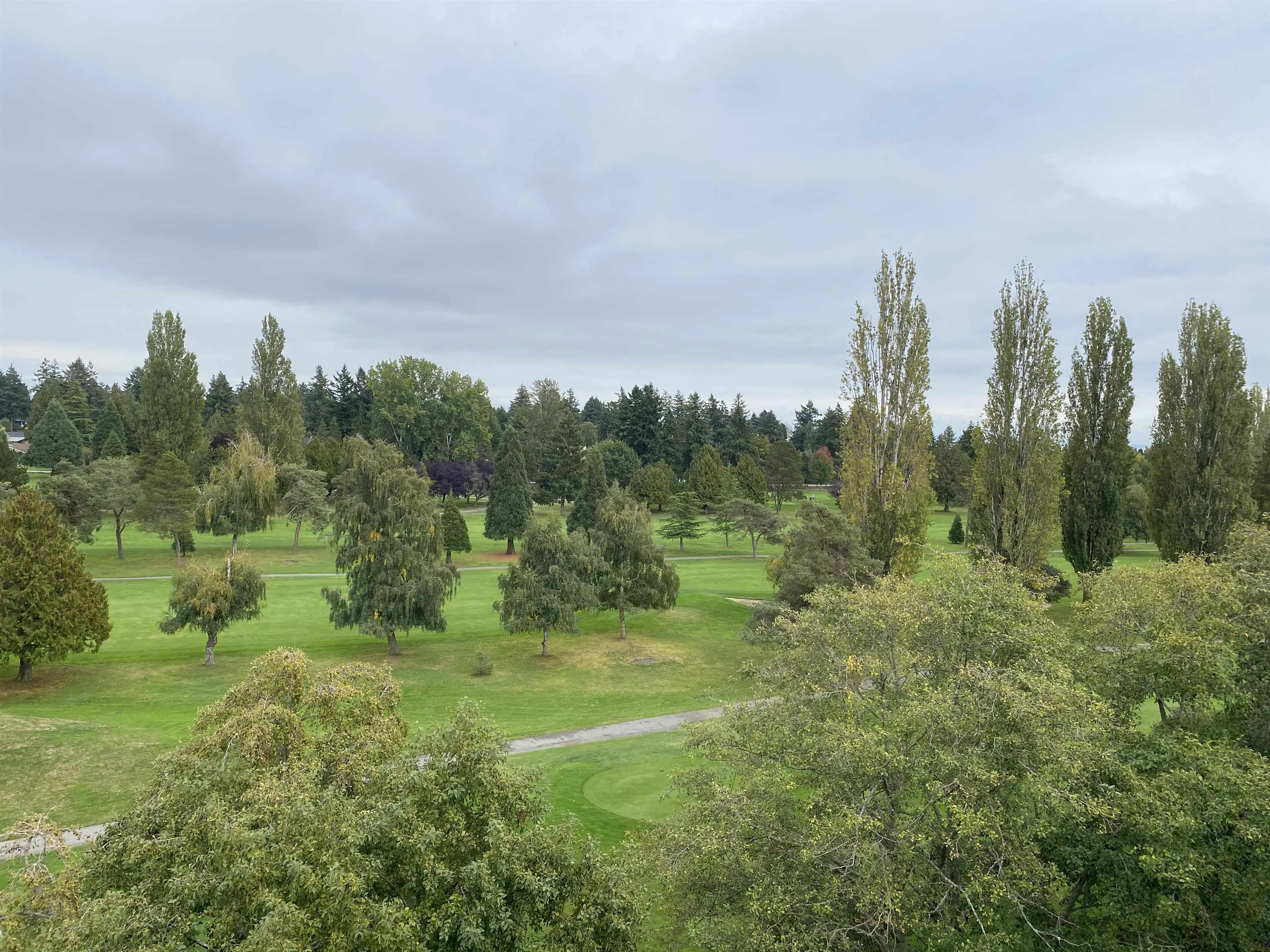 702 1400 View Crescent