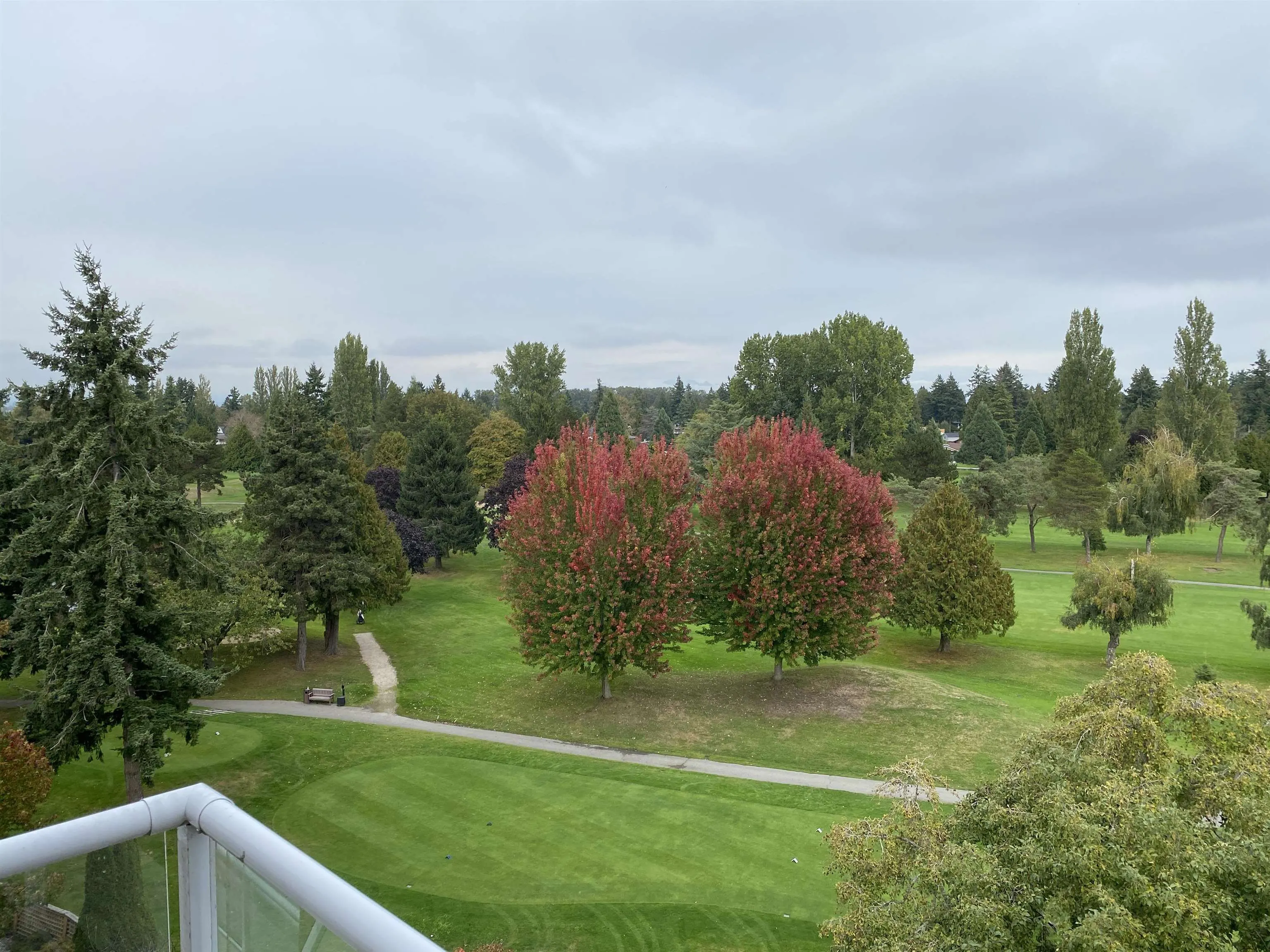 702 1400 View Crescent