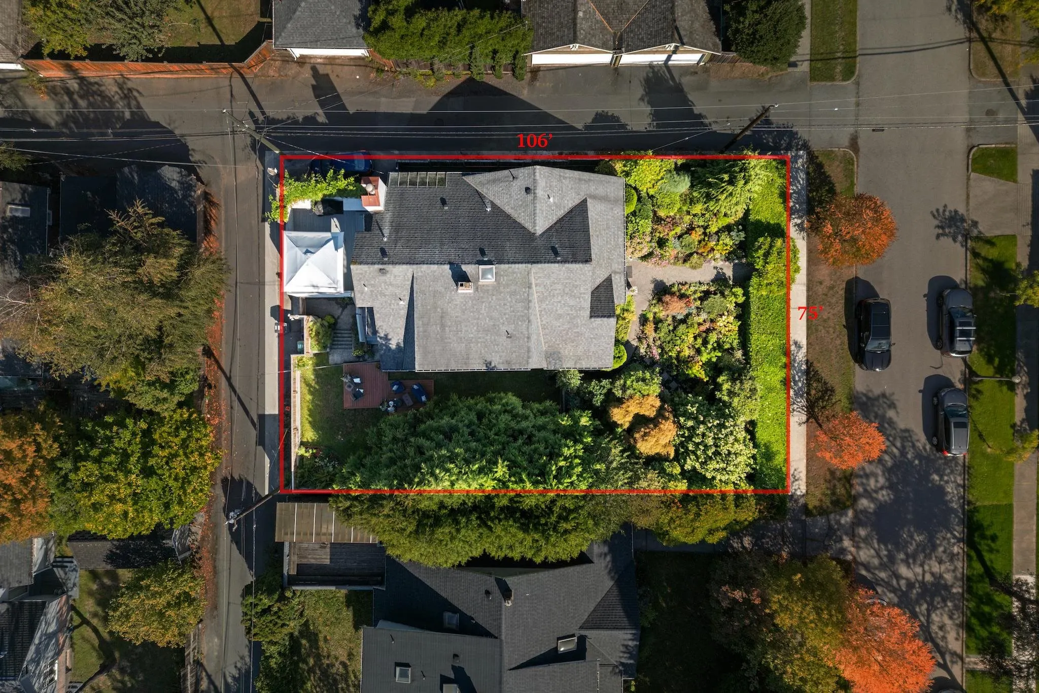 4149 Pine Crescent