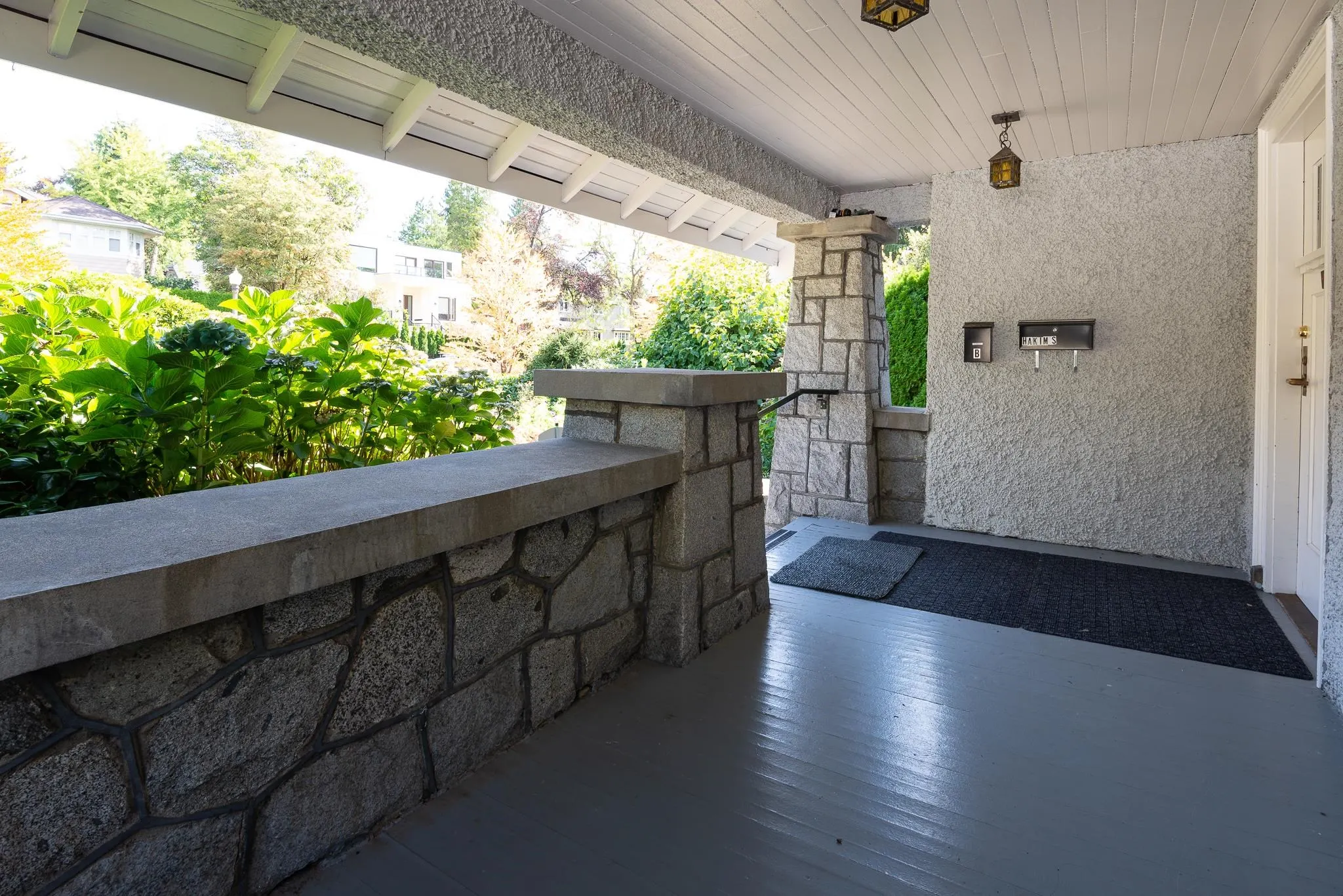 4149 Pine Crescent