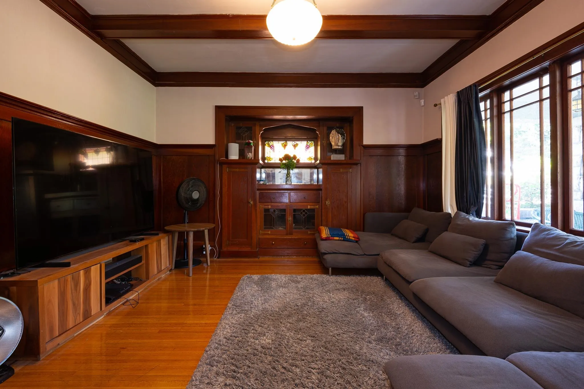 4149 Pine Crescent