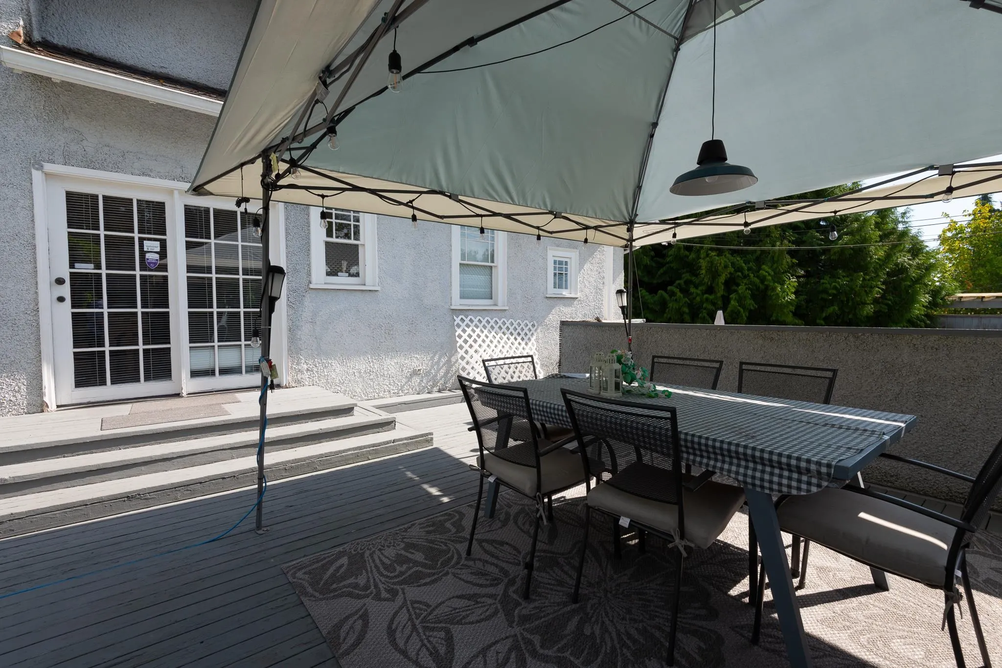 4149 Pine Crescent