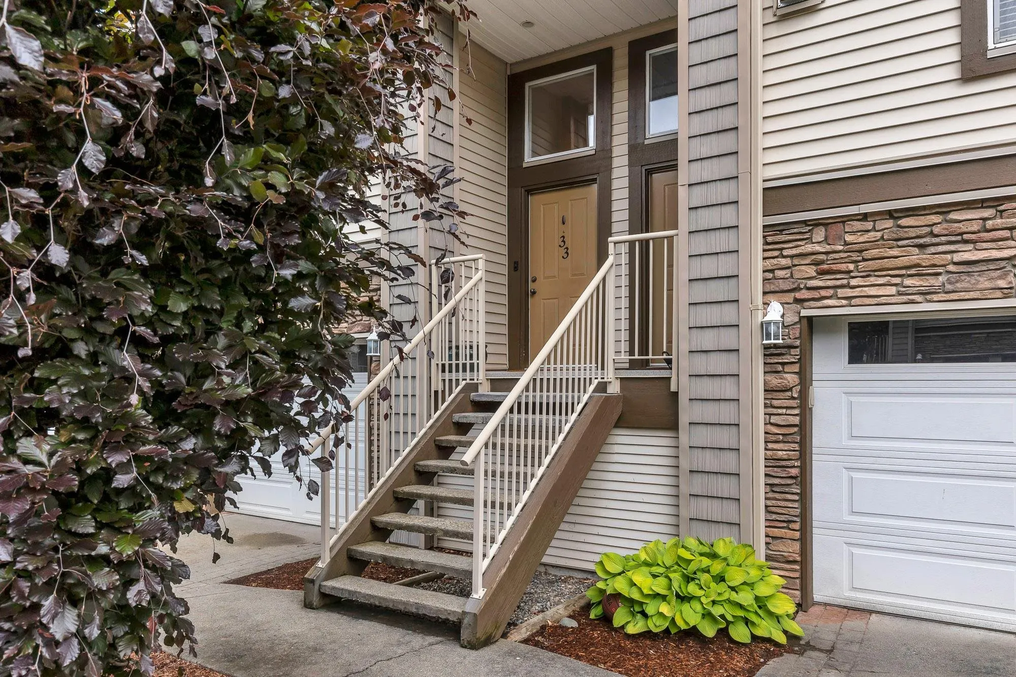 33 46778 Hudson Road