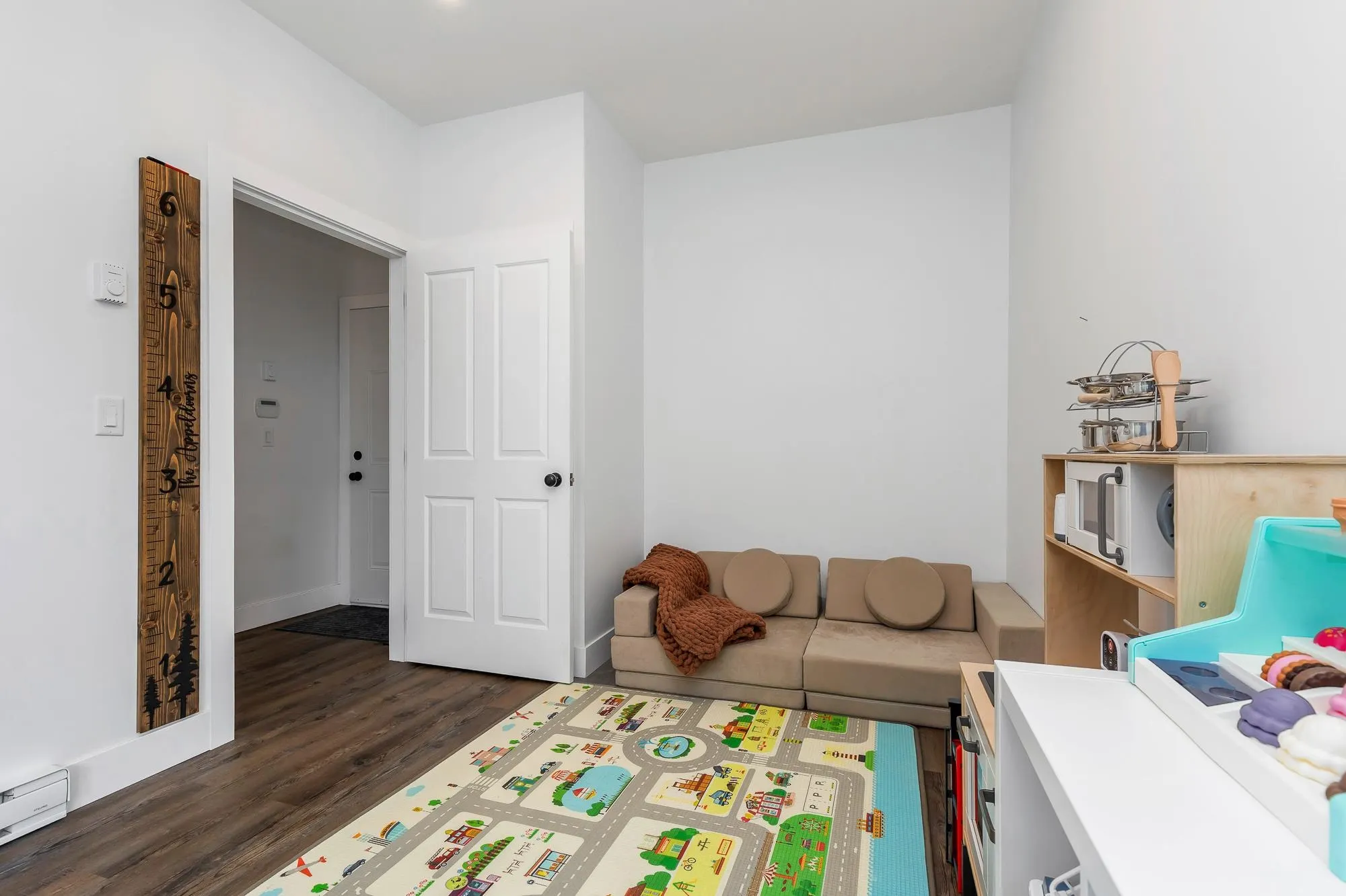 33 46778 Hudson Road