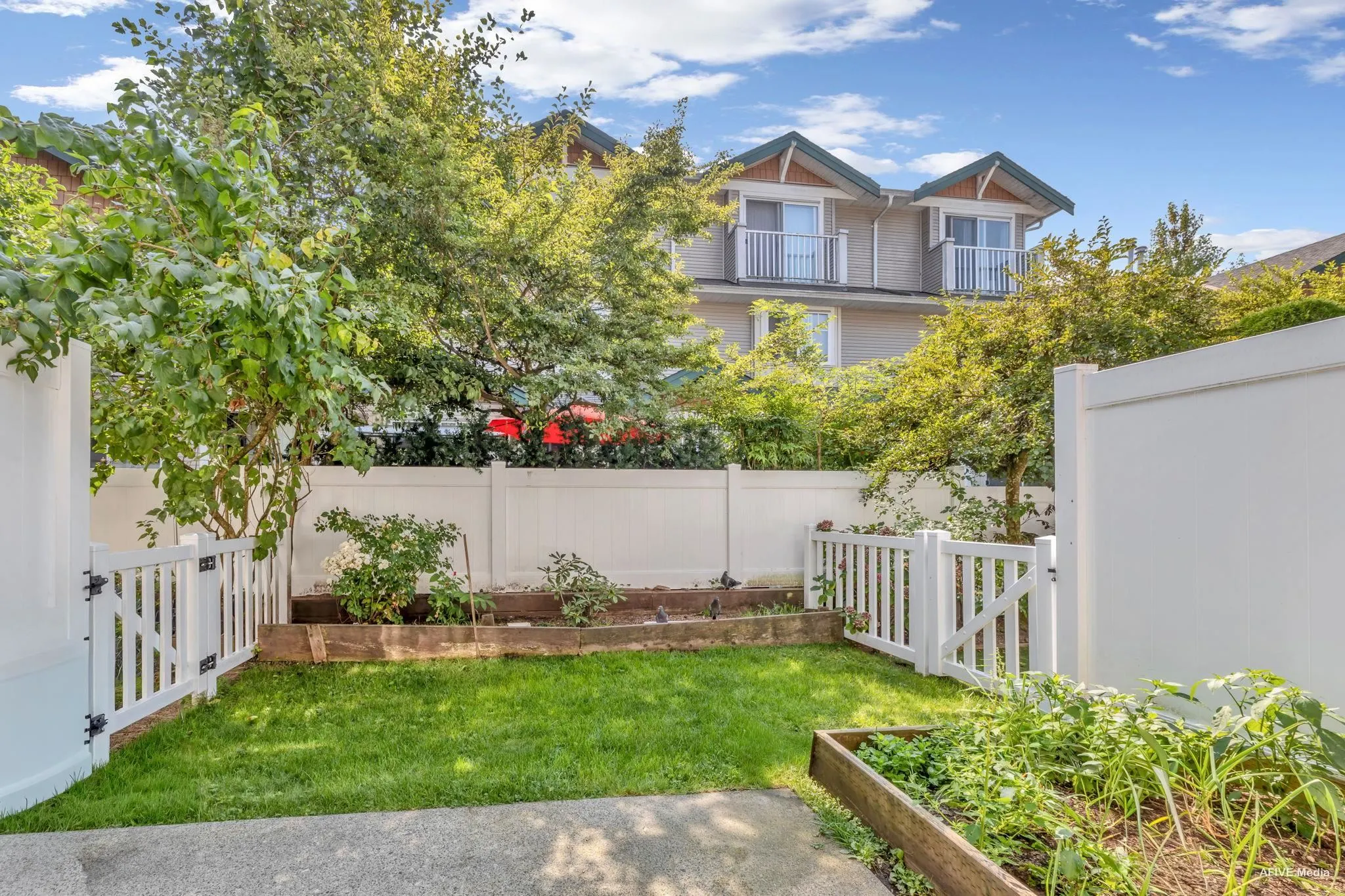 111 12711 64 Avenue