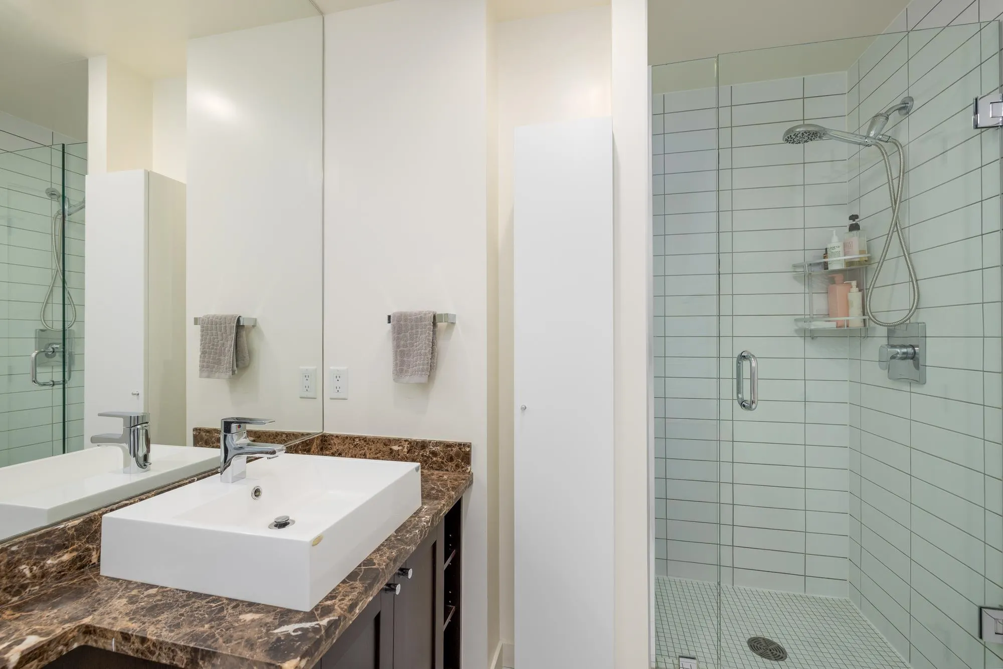 PH3 4815 Eldorado Mews