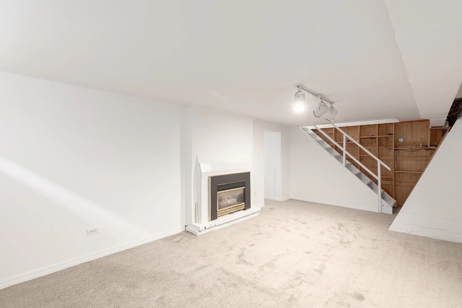 113 Eighth Avenue