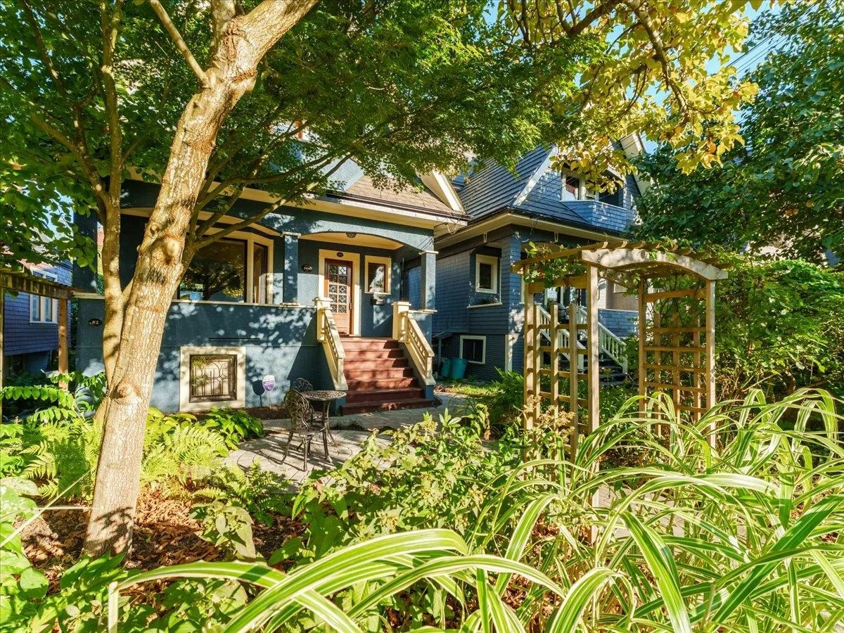 1216 Lakewood Drive