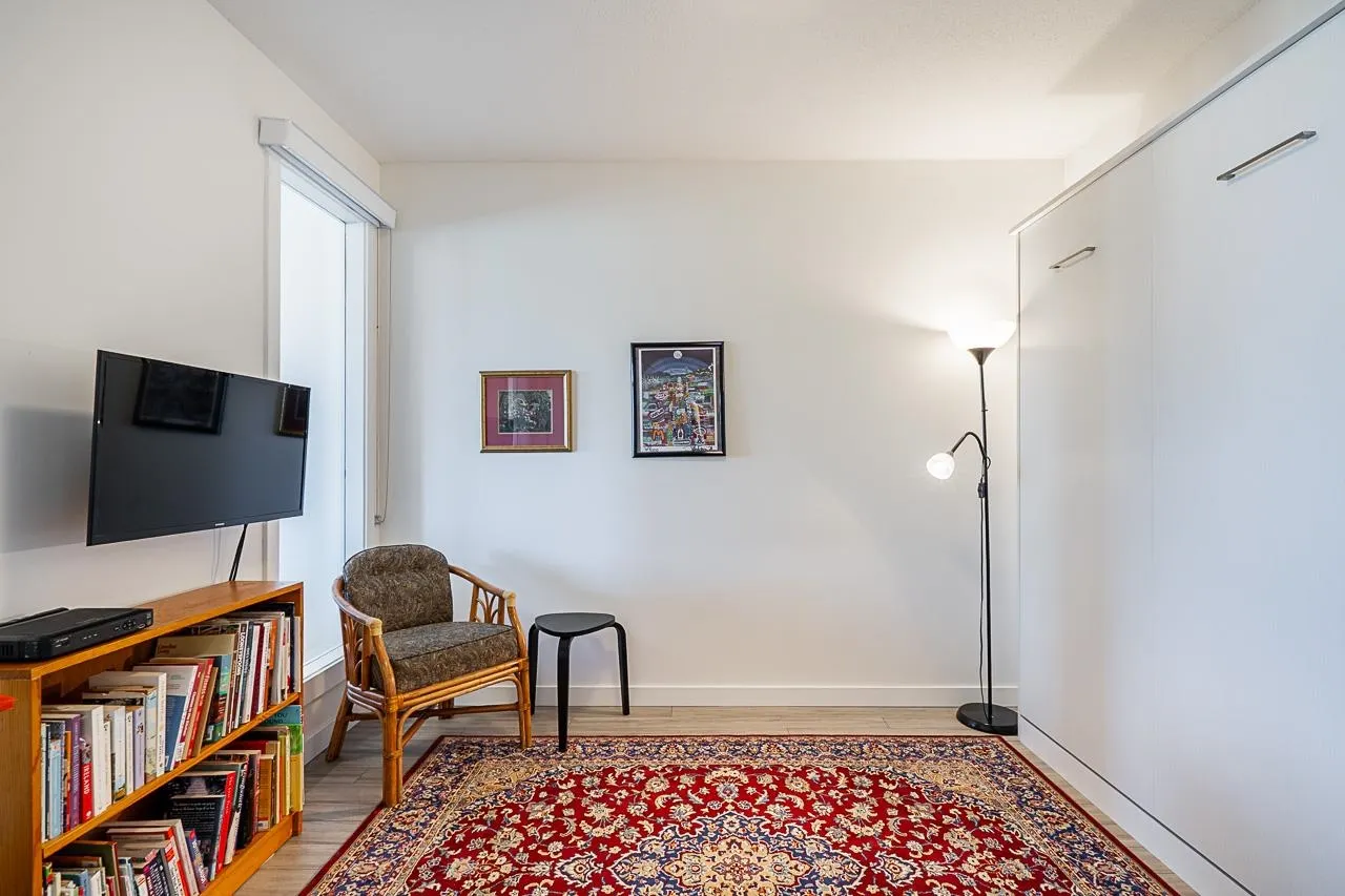 511 4310 Hastings Street
