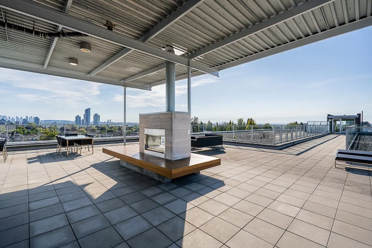 511 4310 Hastings Street