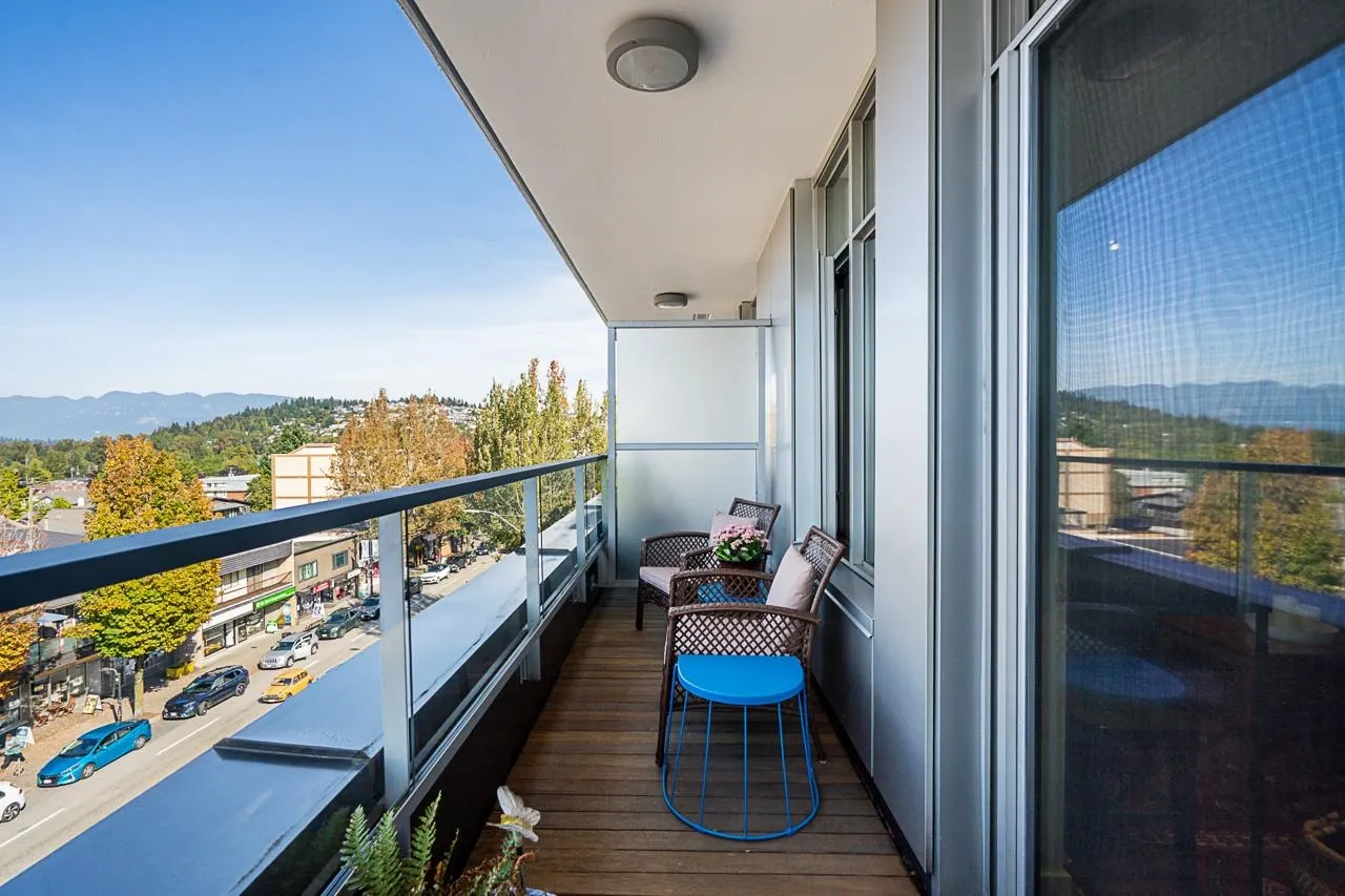 511 4310 Hastings Street