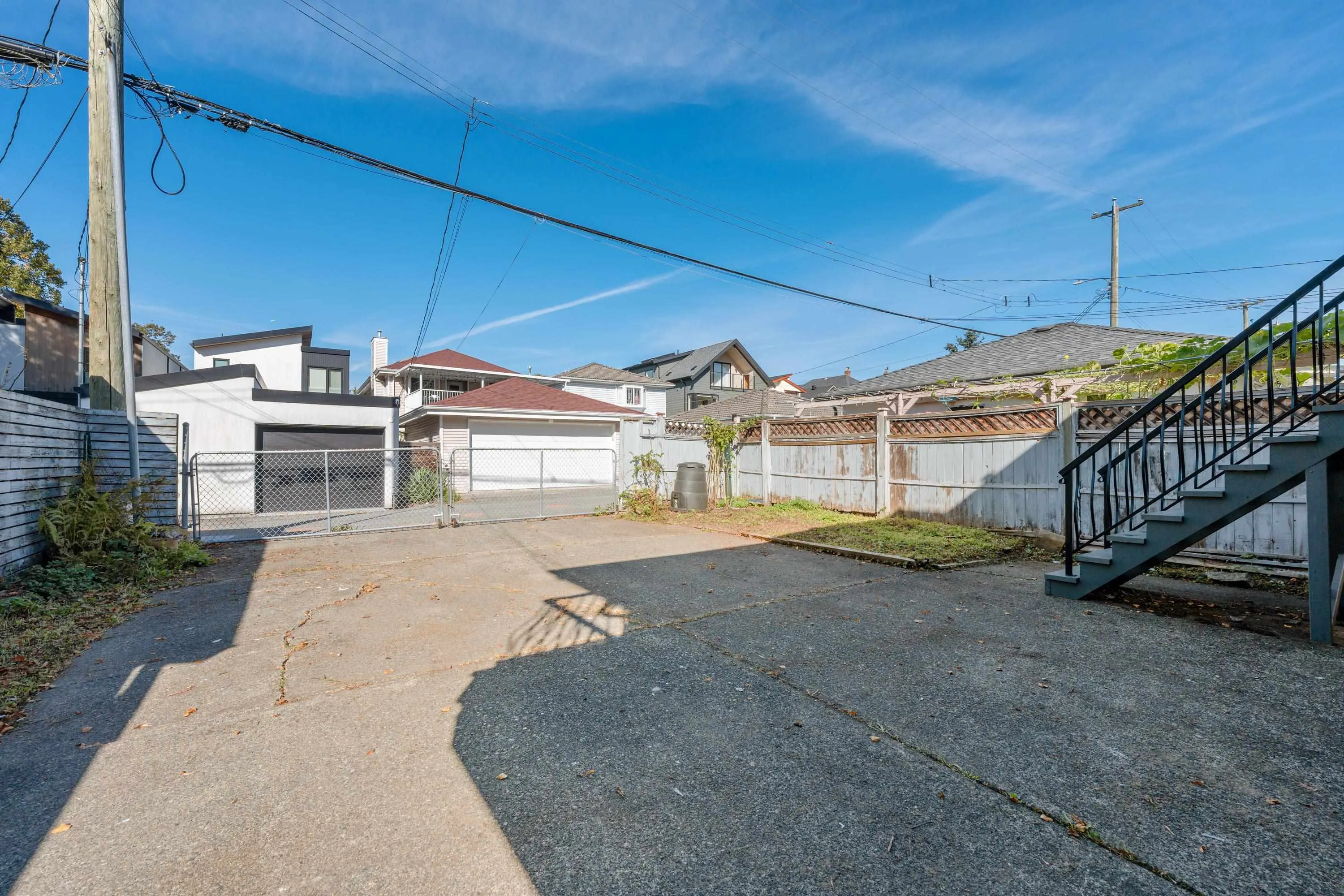 511 E 19th Avenue