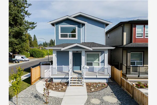 3380 Edinburgh Street