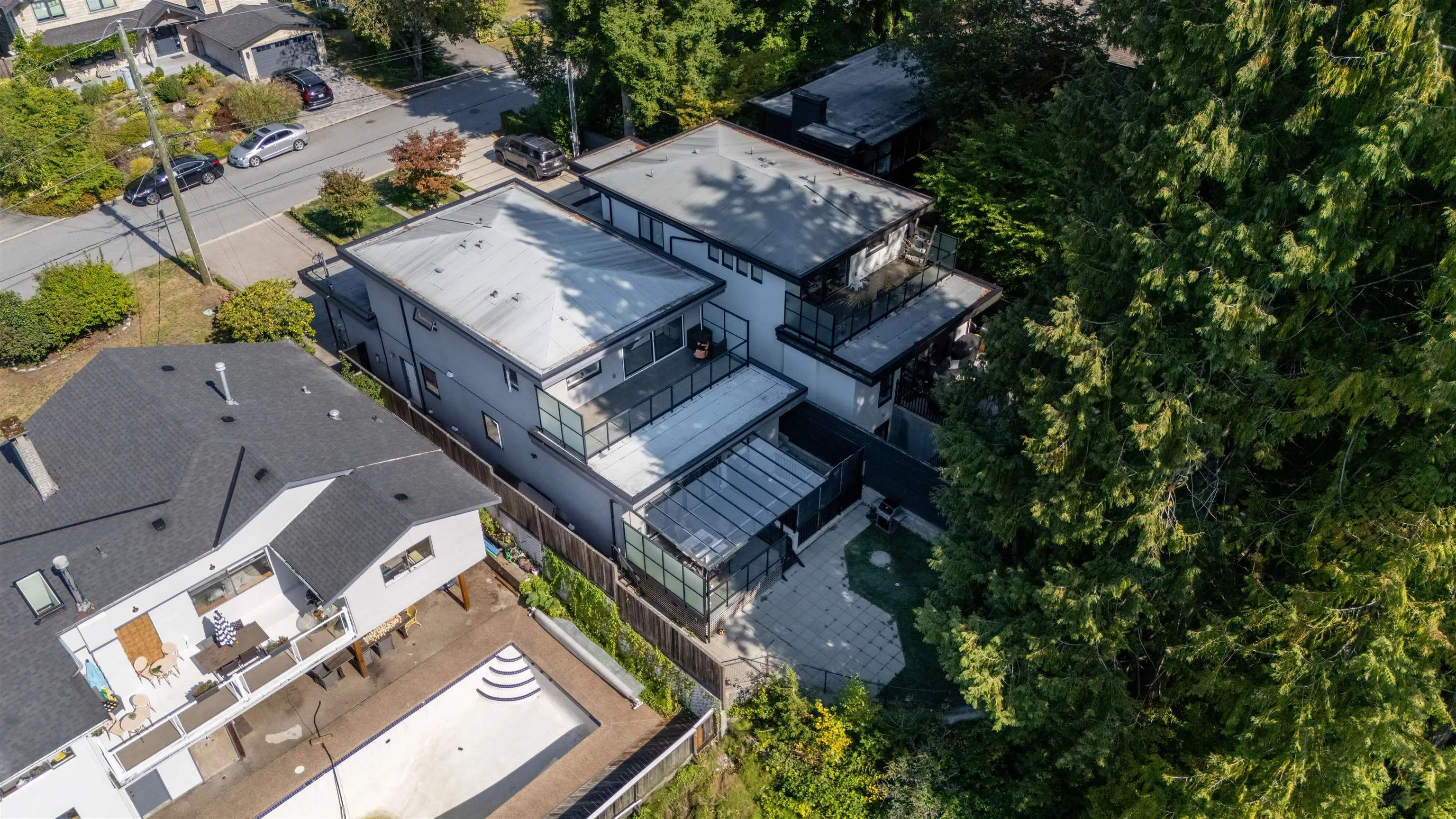 1033 Prospect Avenue