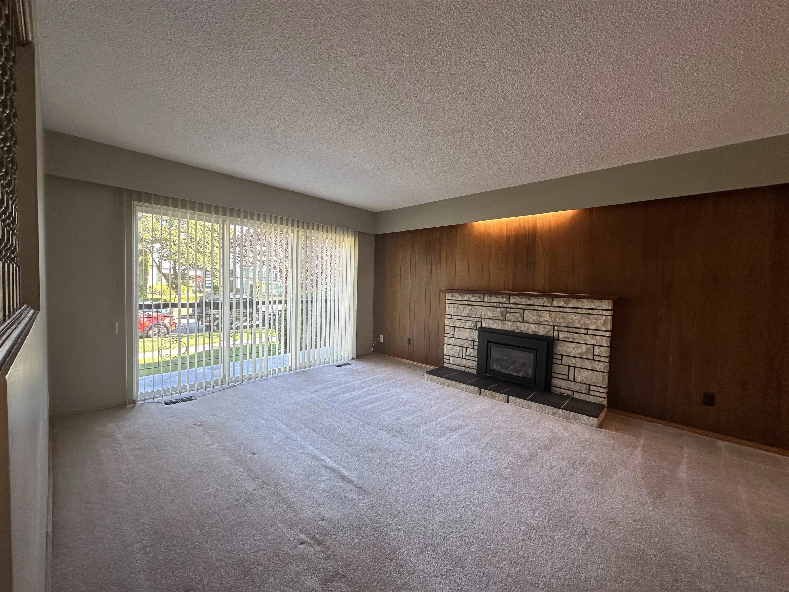 1542 West 65th Ave