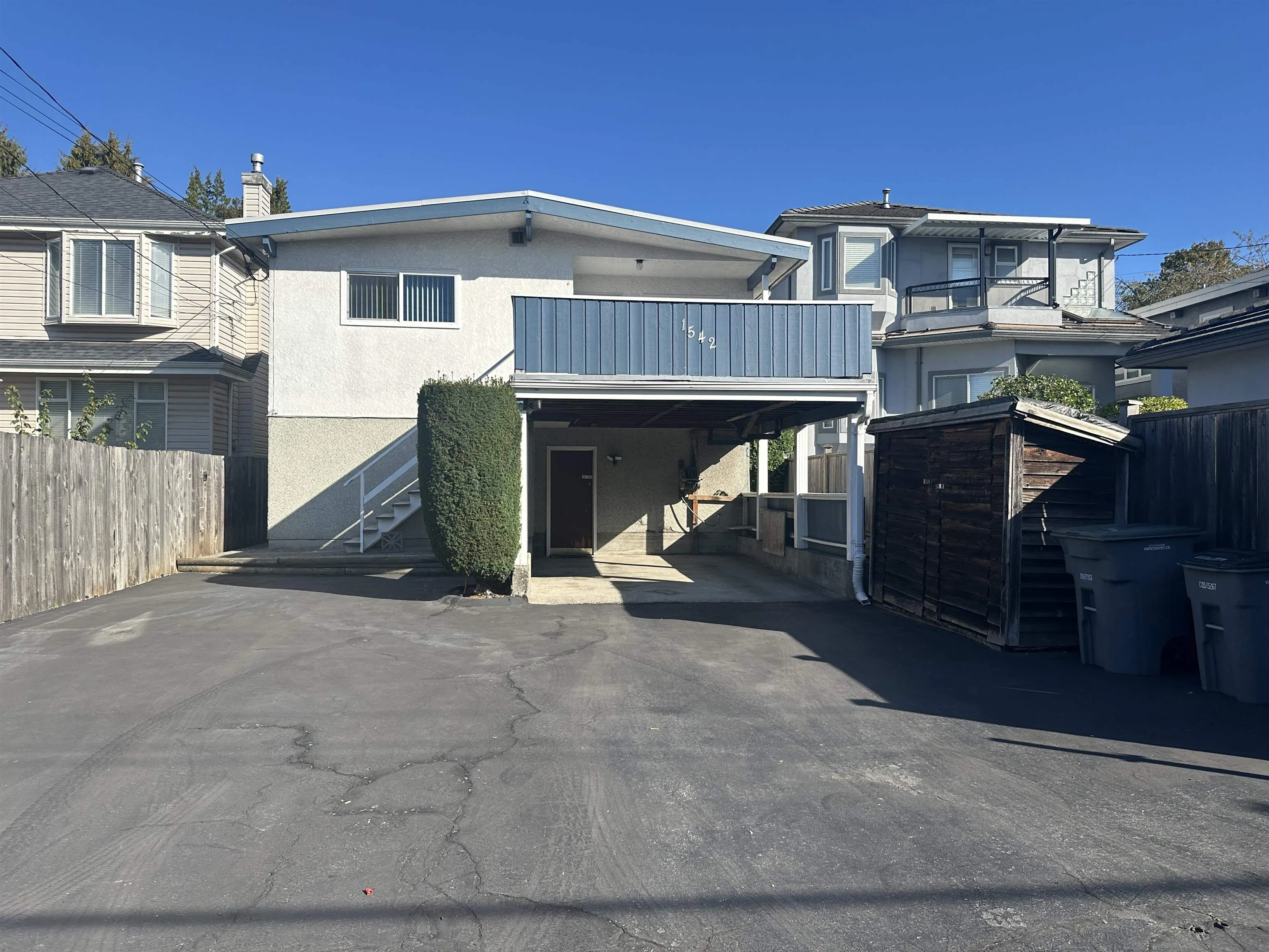 1542 West 65th Ave