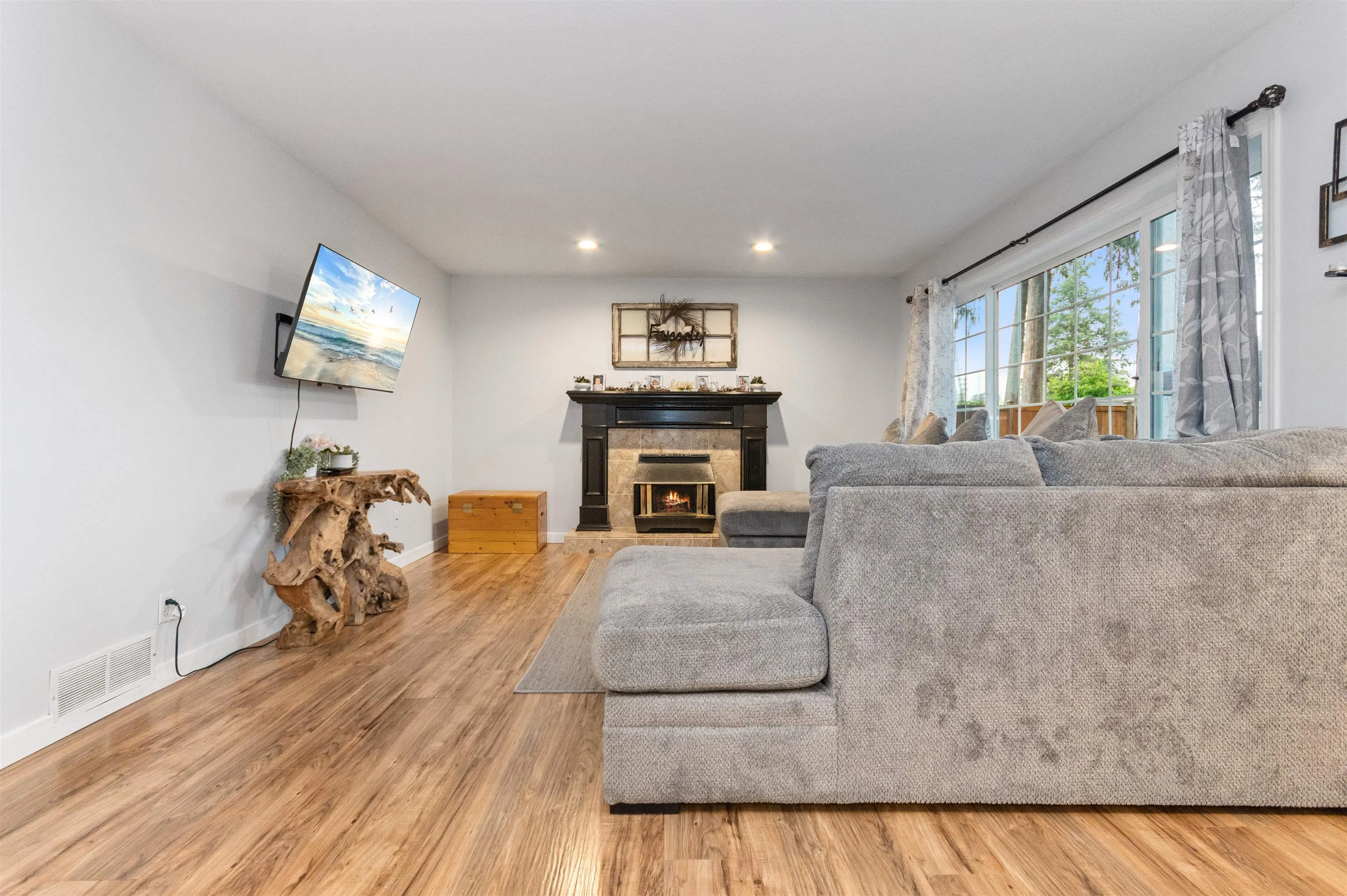 10030 Sussex Drive