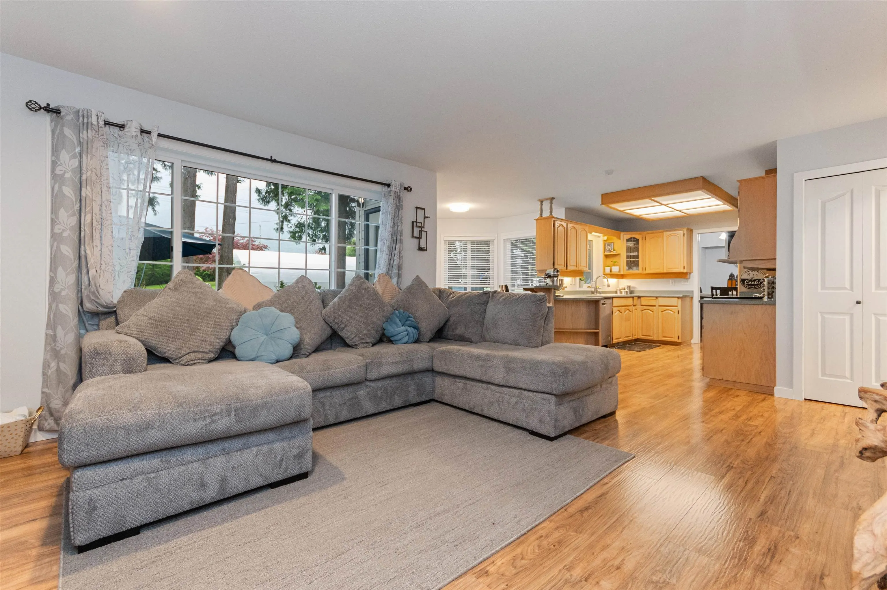 10030 Sussex Drive
