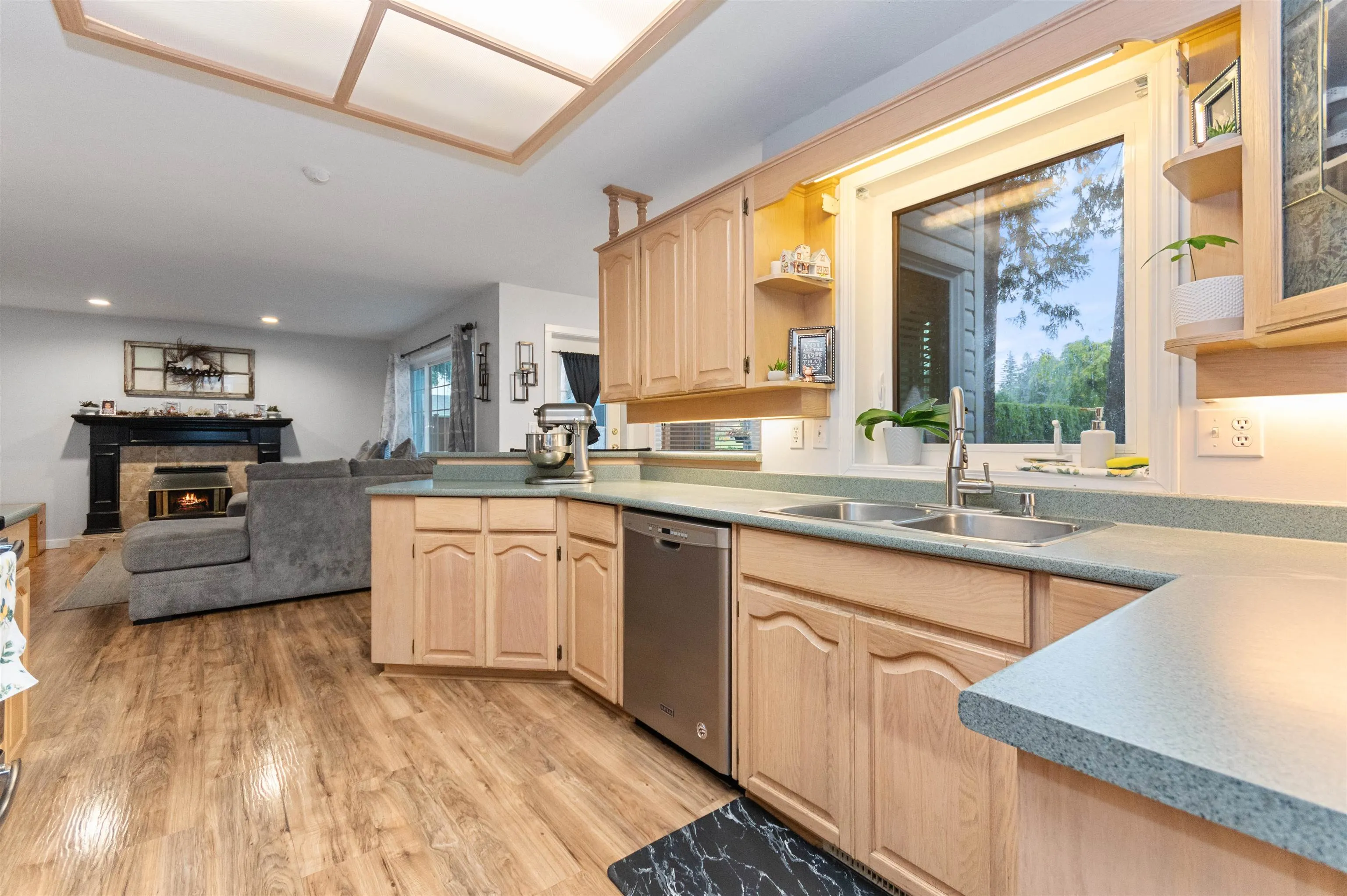 10030 Sussex Drive