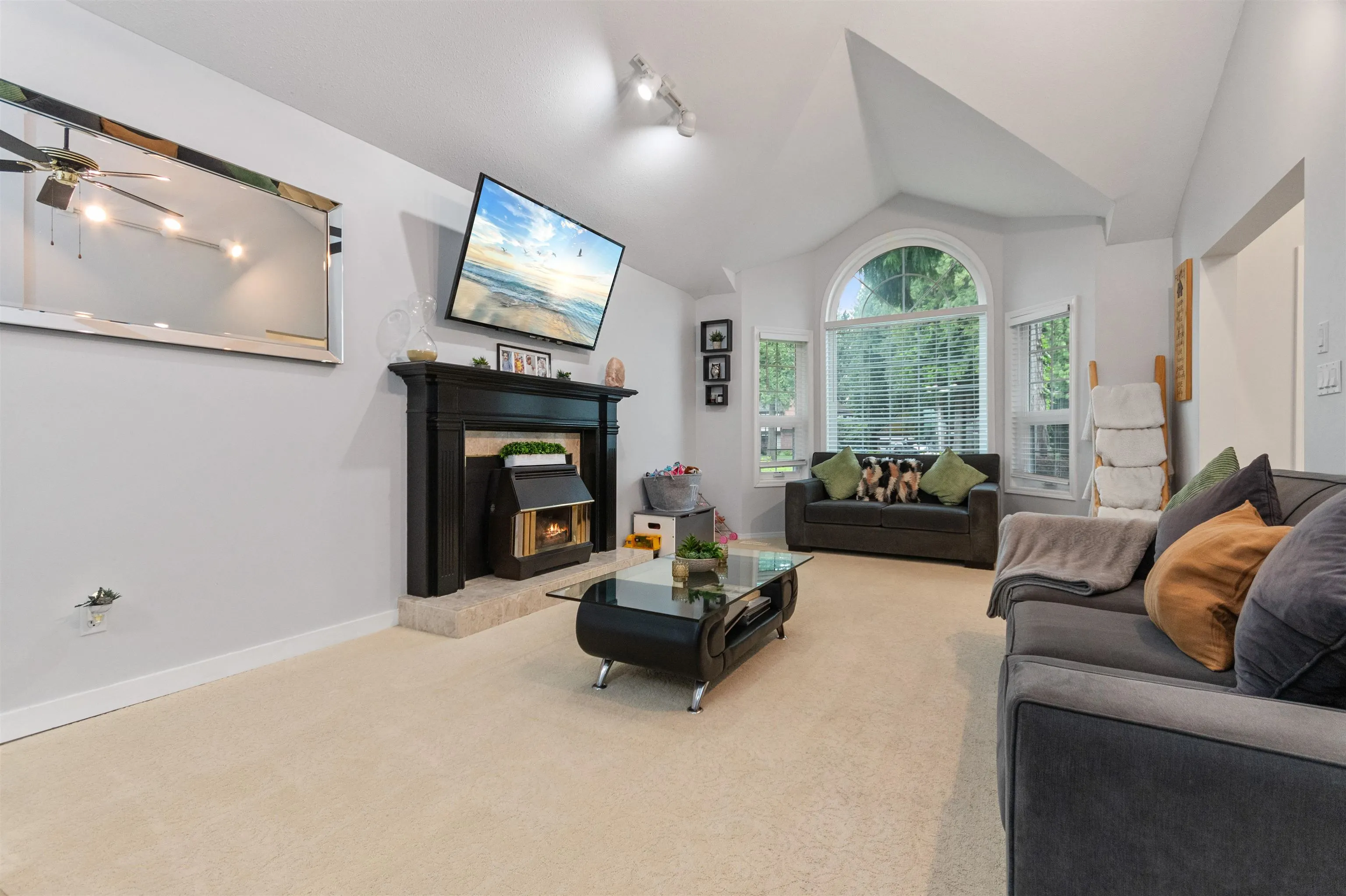 10030 Sussex Drive