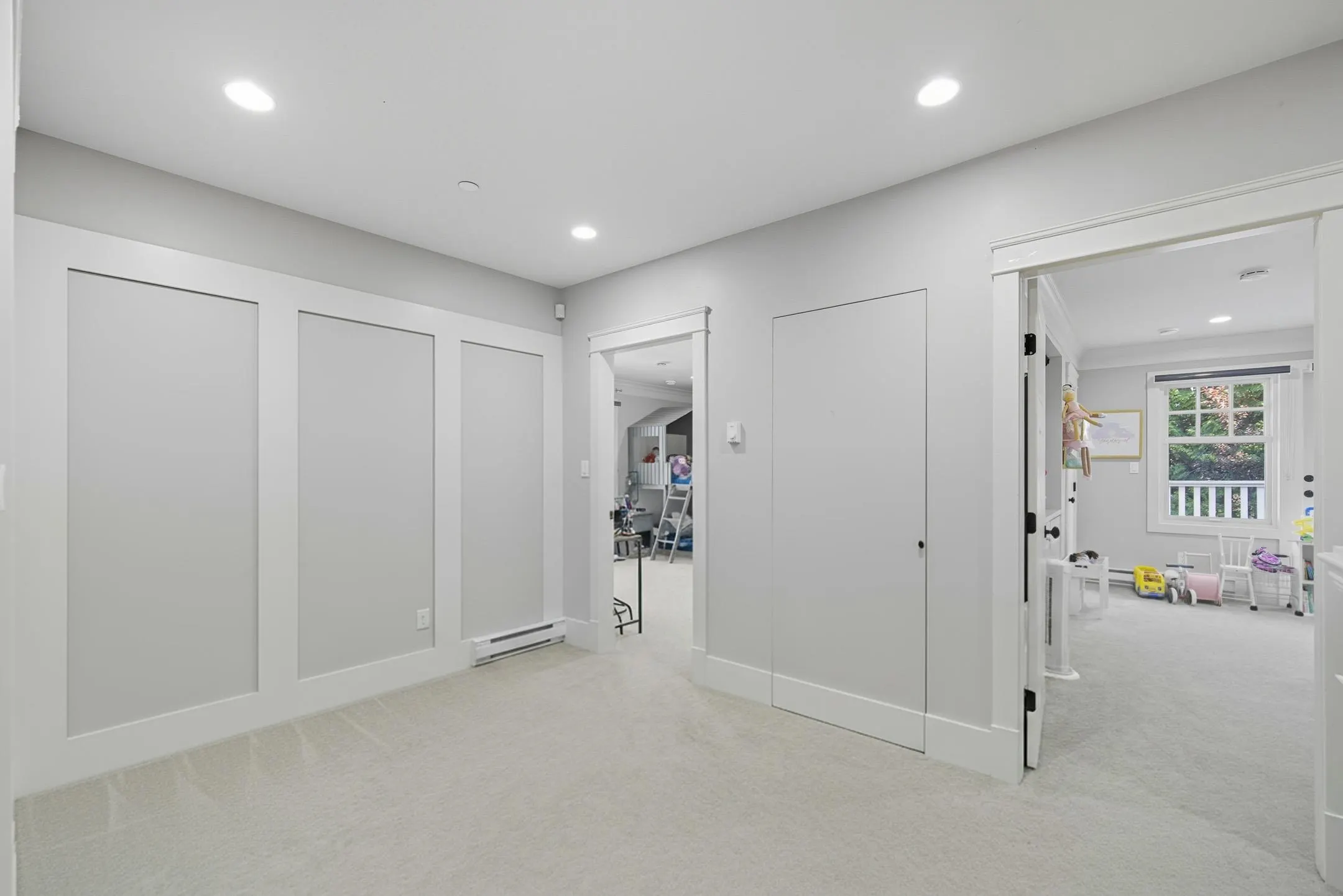 1350 W 15th Avenue