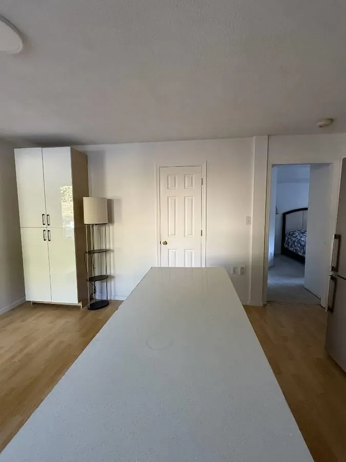 Suite 23418 Tamarack Lane