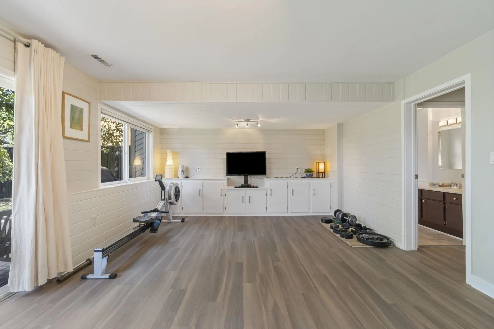 14437 Chartwell Drive