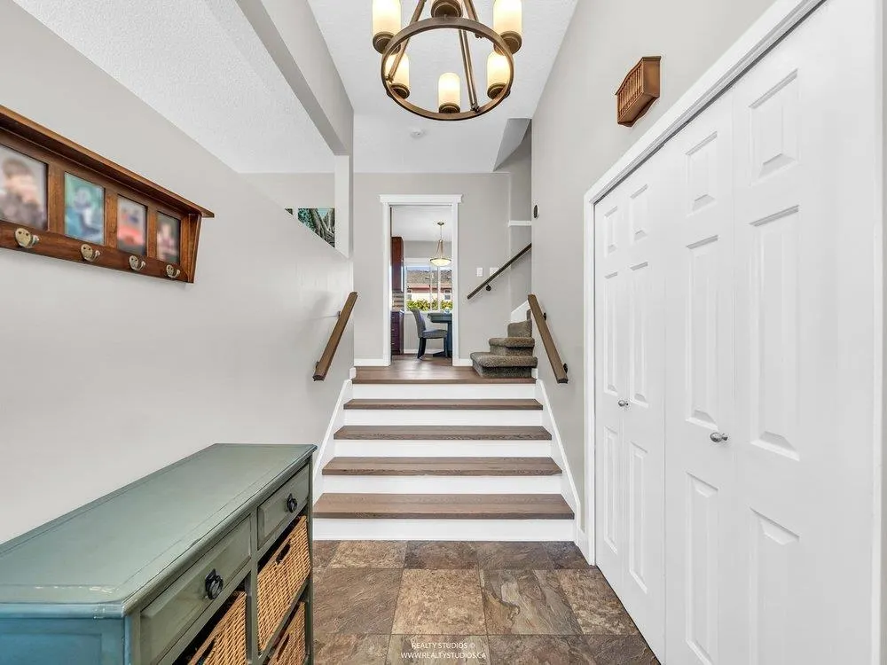 10920 Hogarth Drive