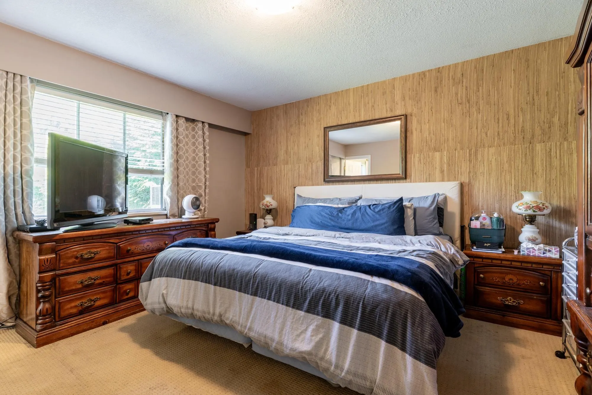 10935 Monroe Drive