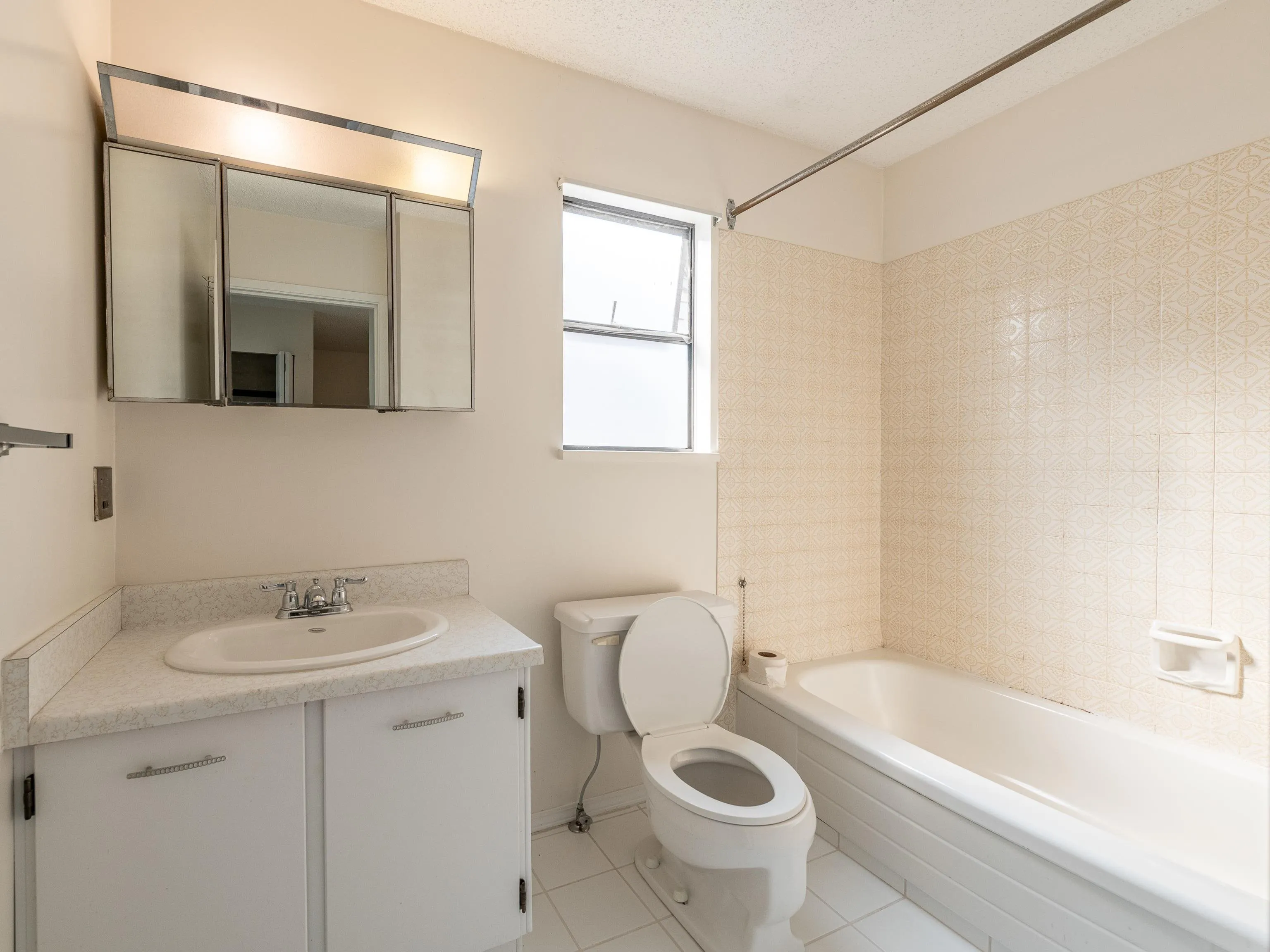 4245 Birchwood Crescent