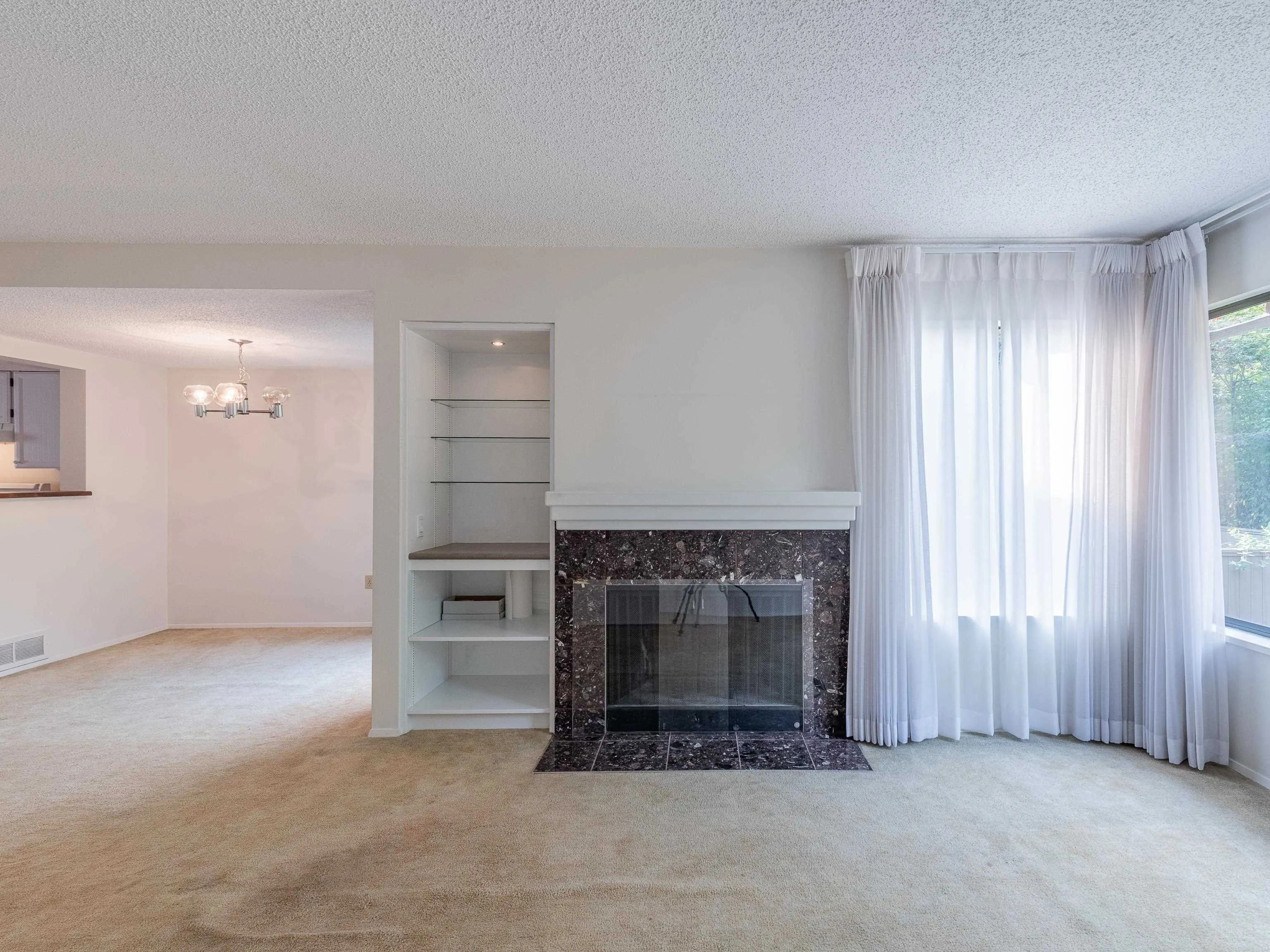 4245 Birchwood Crescent