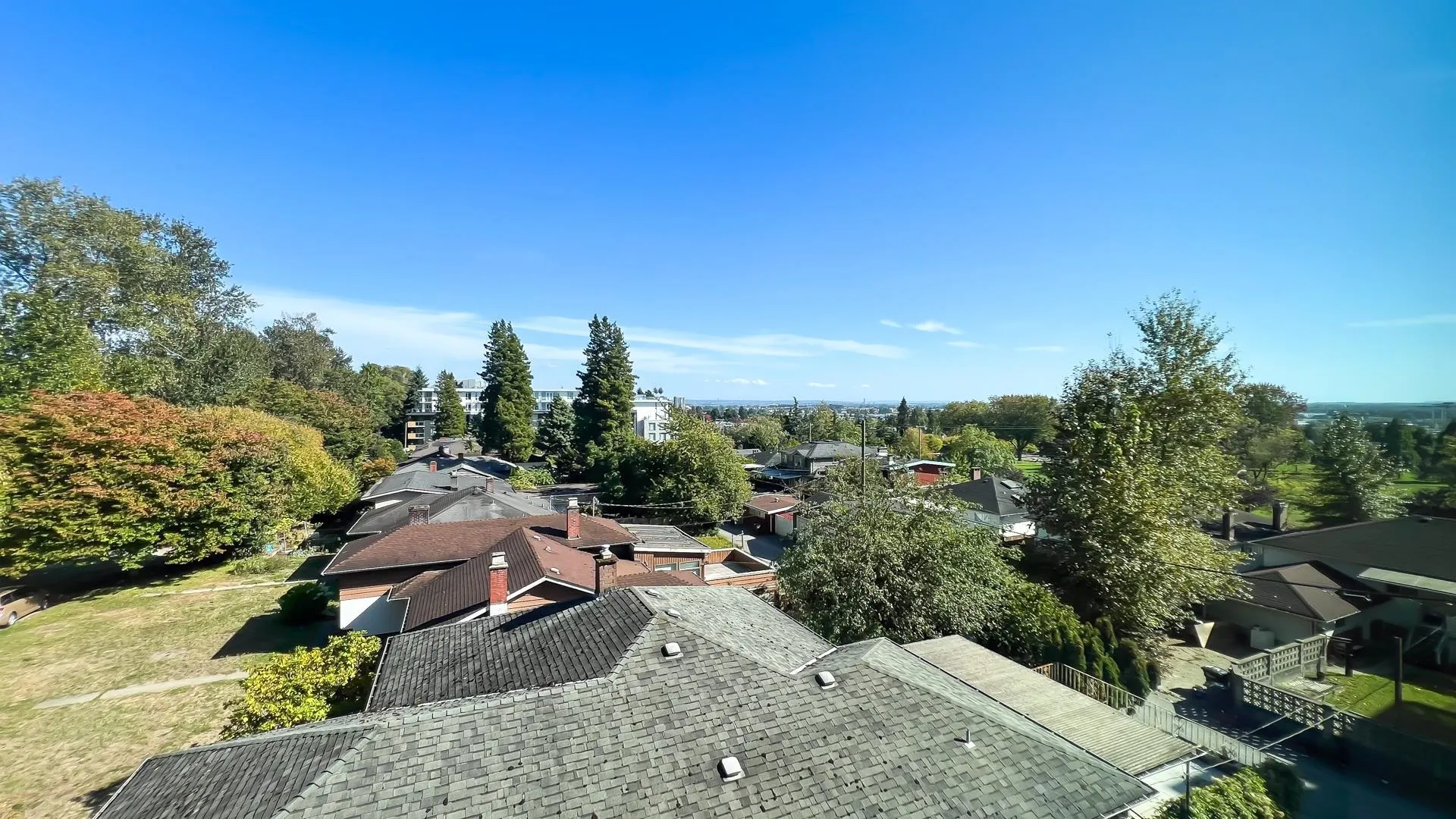 402 488 W 58th Avenue